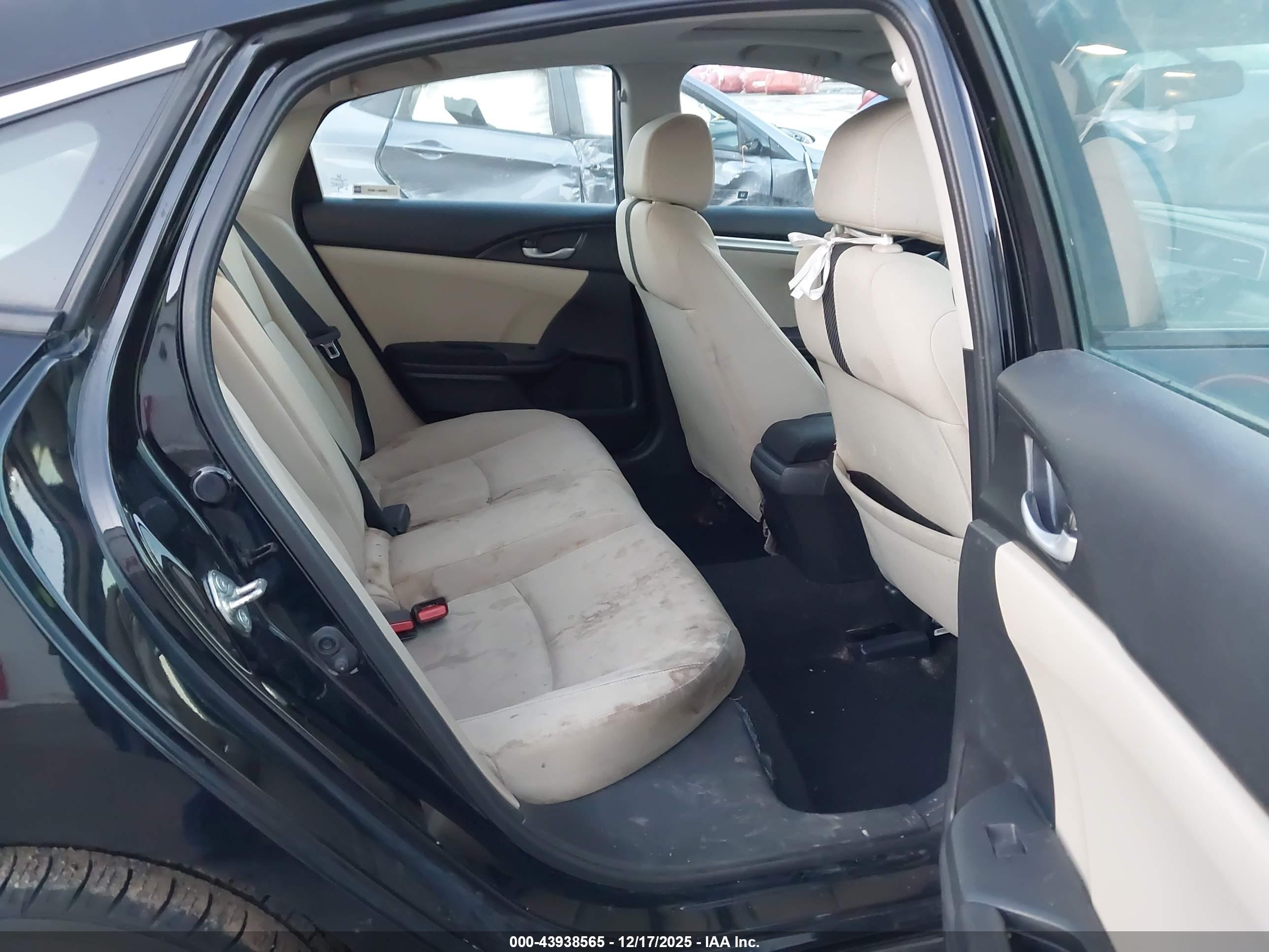 HONDA CIVIC image 8