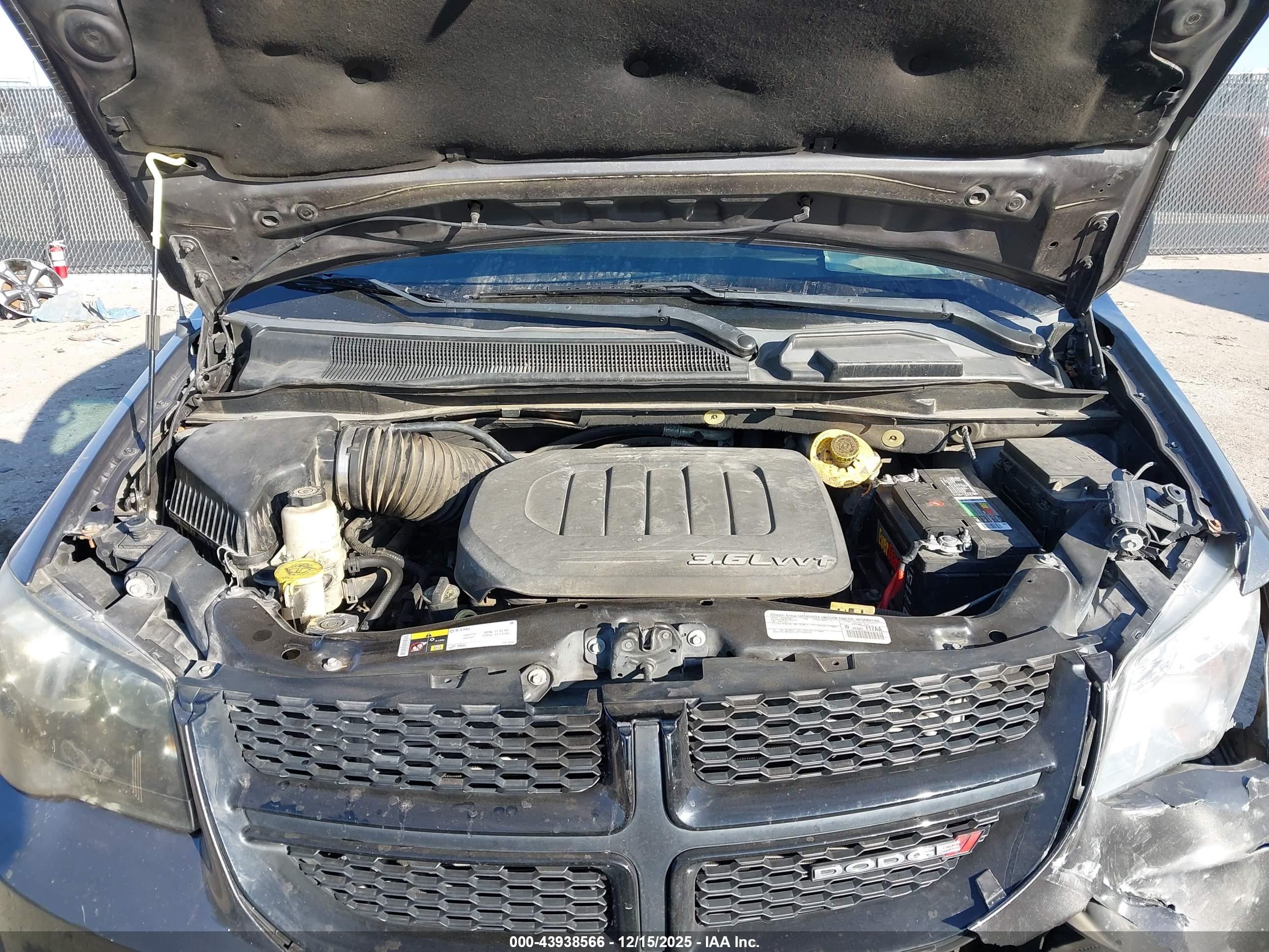 DODGE GRAND image 10