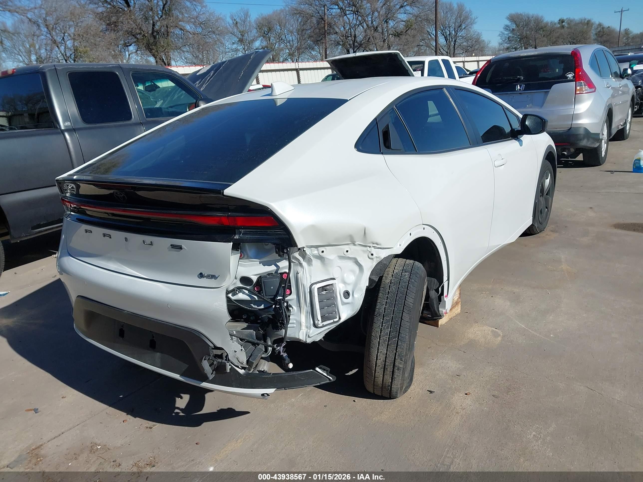 TOYOTA PRIUS image 4