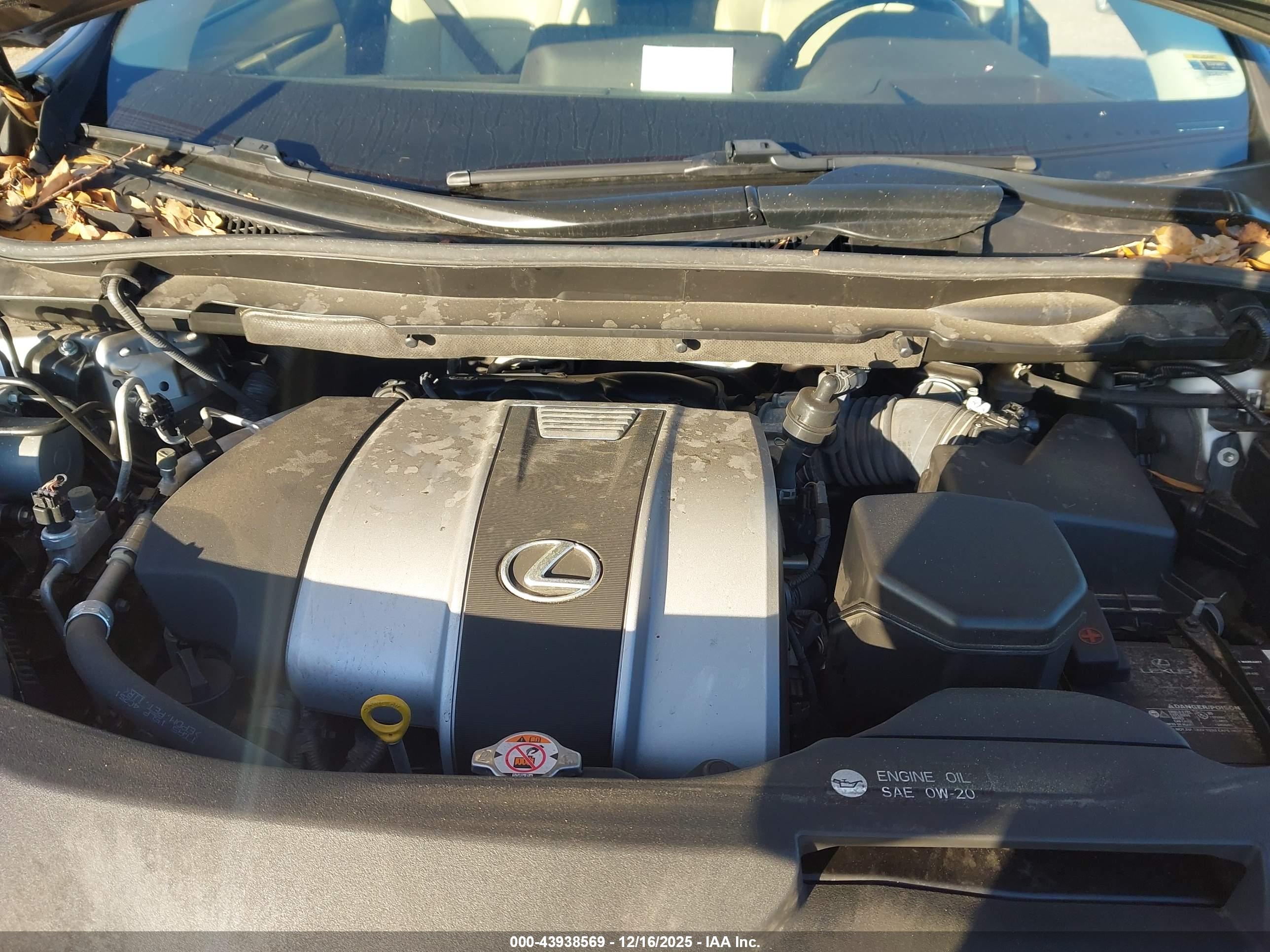 LEXUS RX image 10