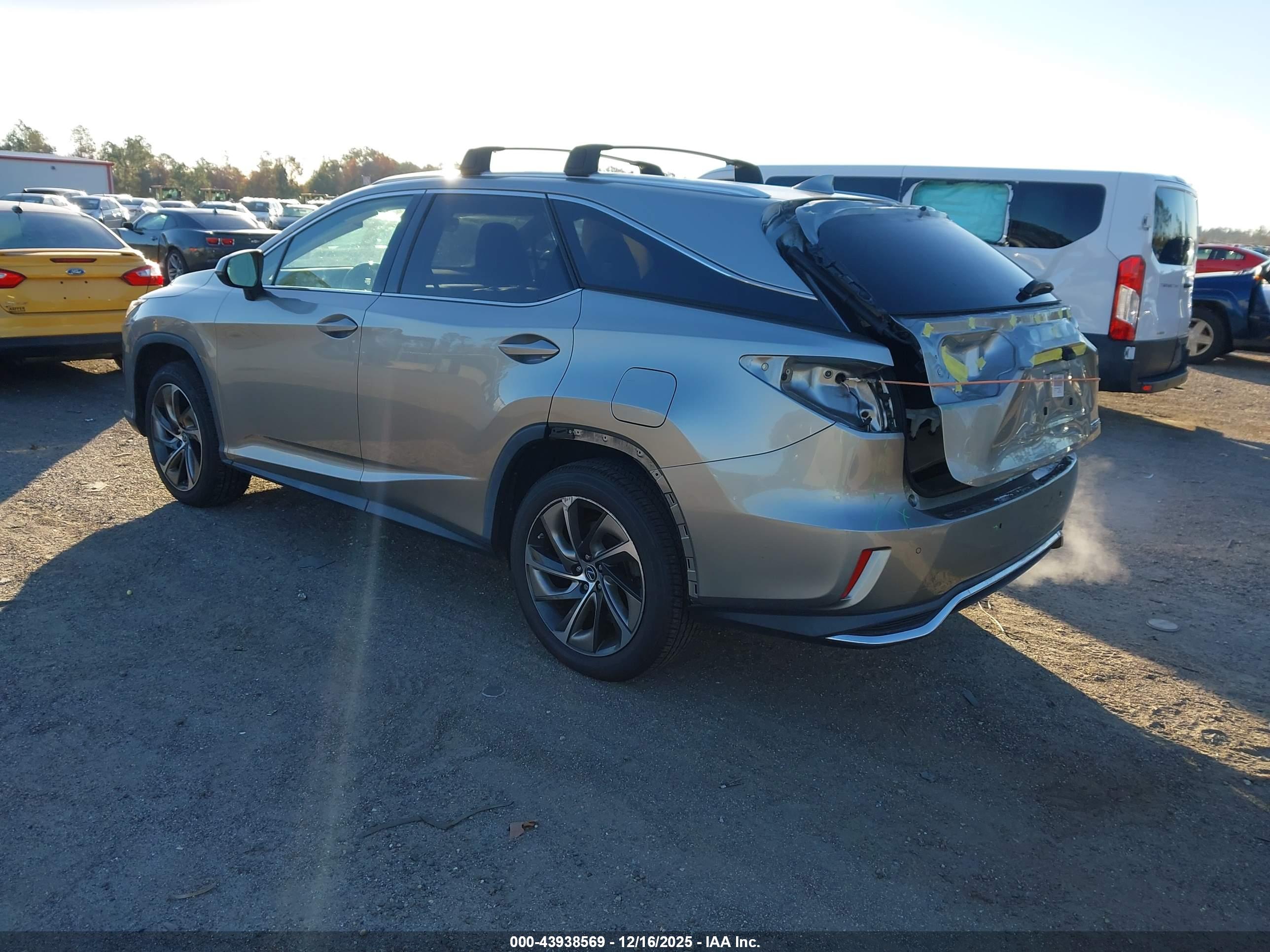 LEXUS RX image 3