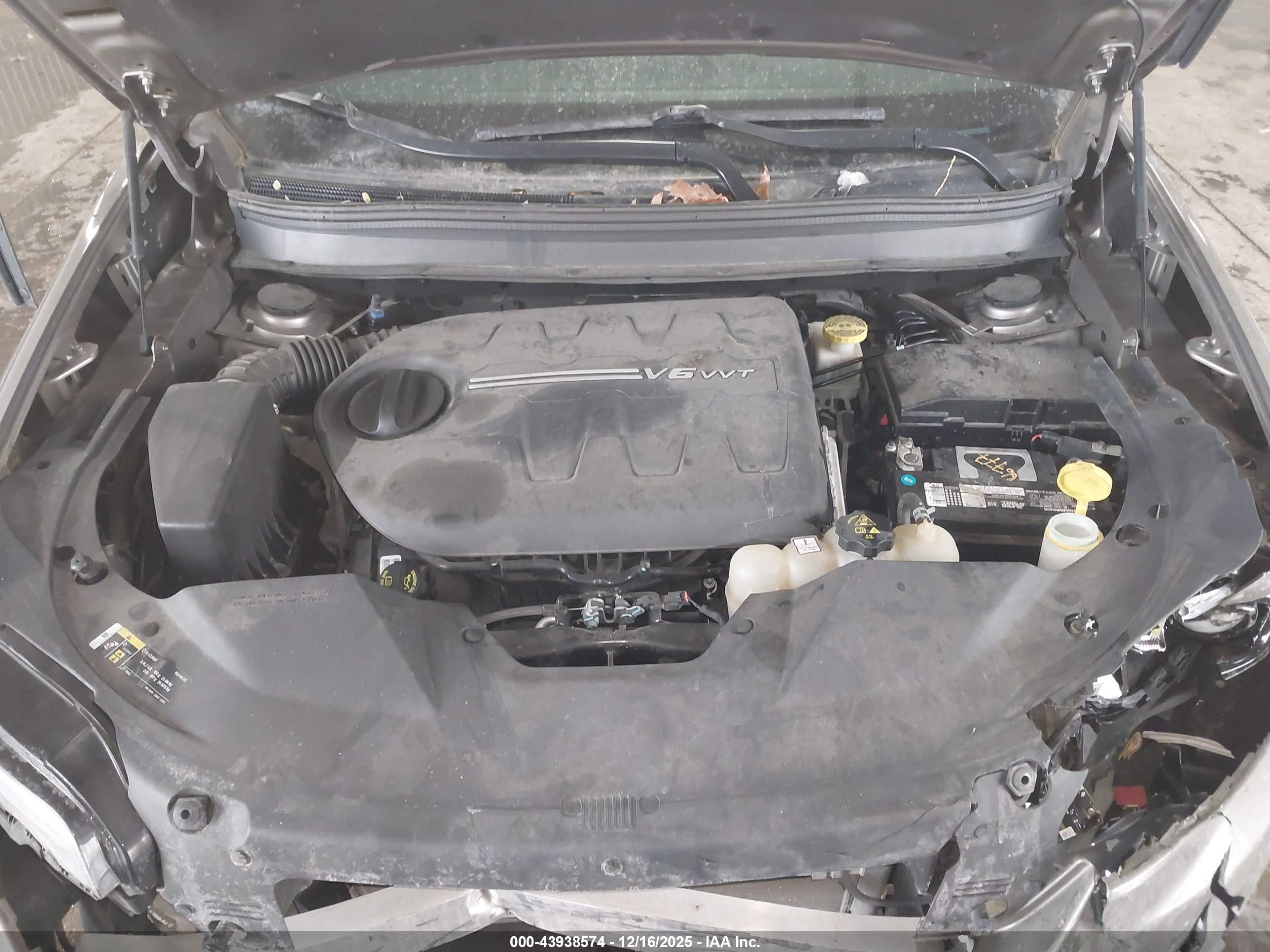 JEEP CHEROKEE image 10