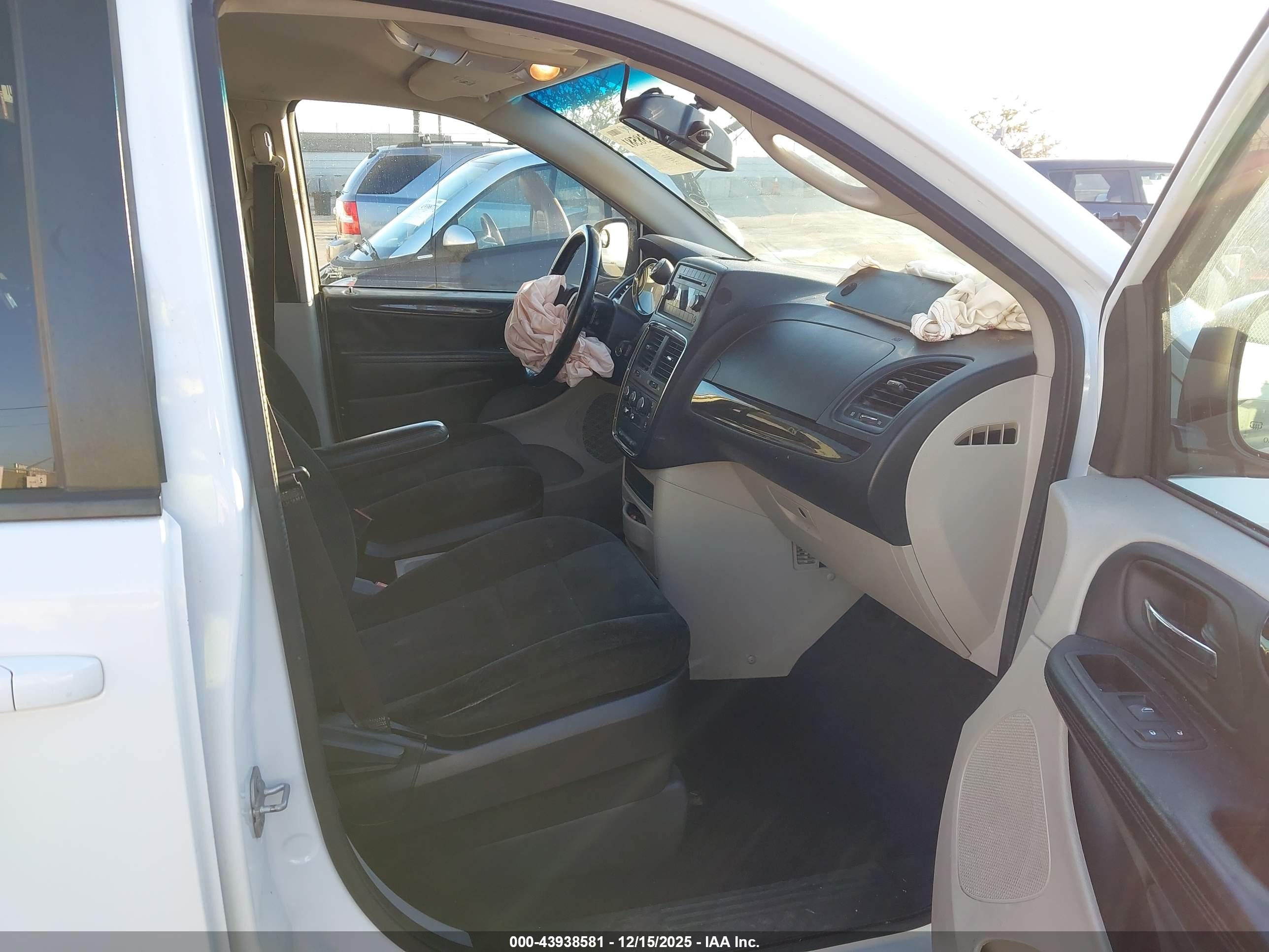 DODGE GRAND image 5