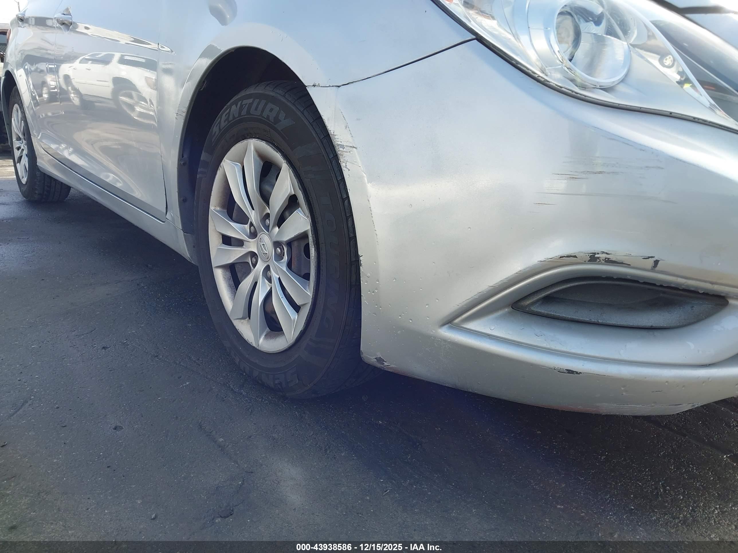 HYUNDAI SONATA image 6