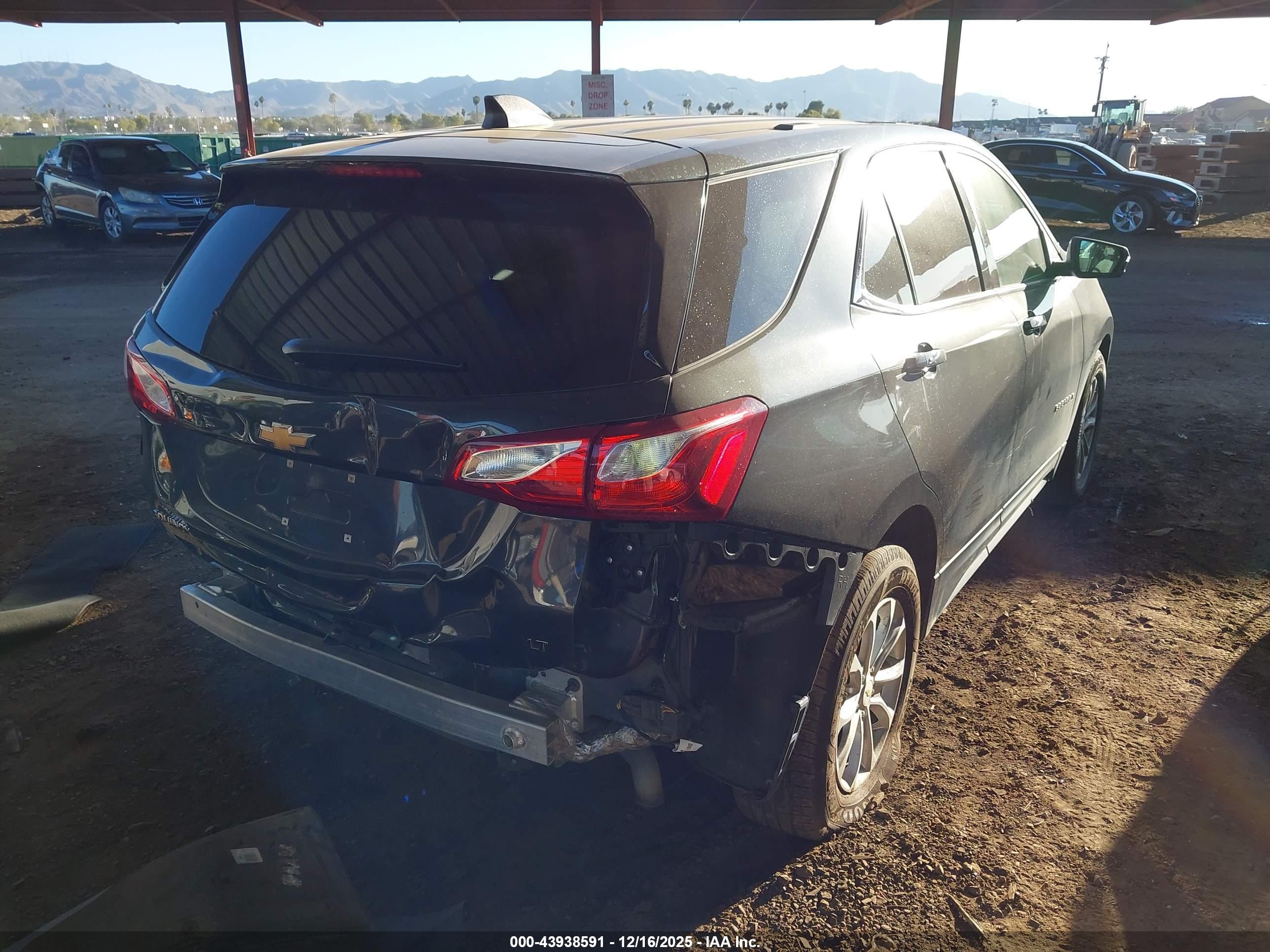 CHEVROLET EQUINOX image 4
