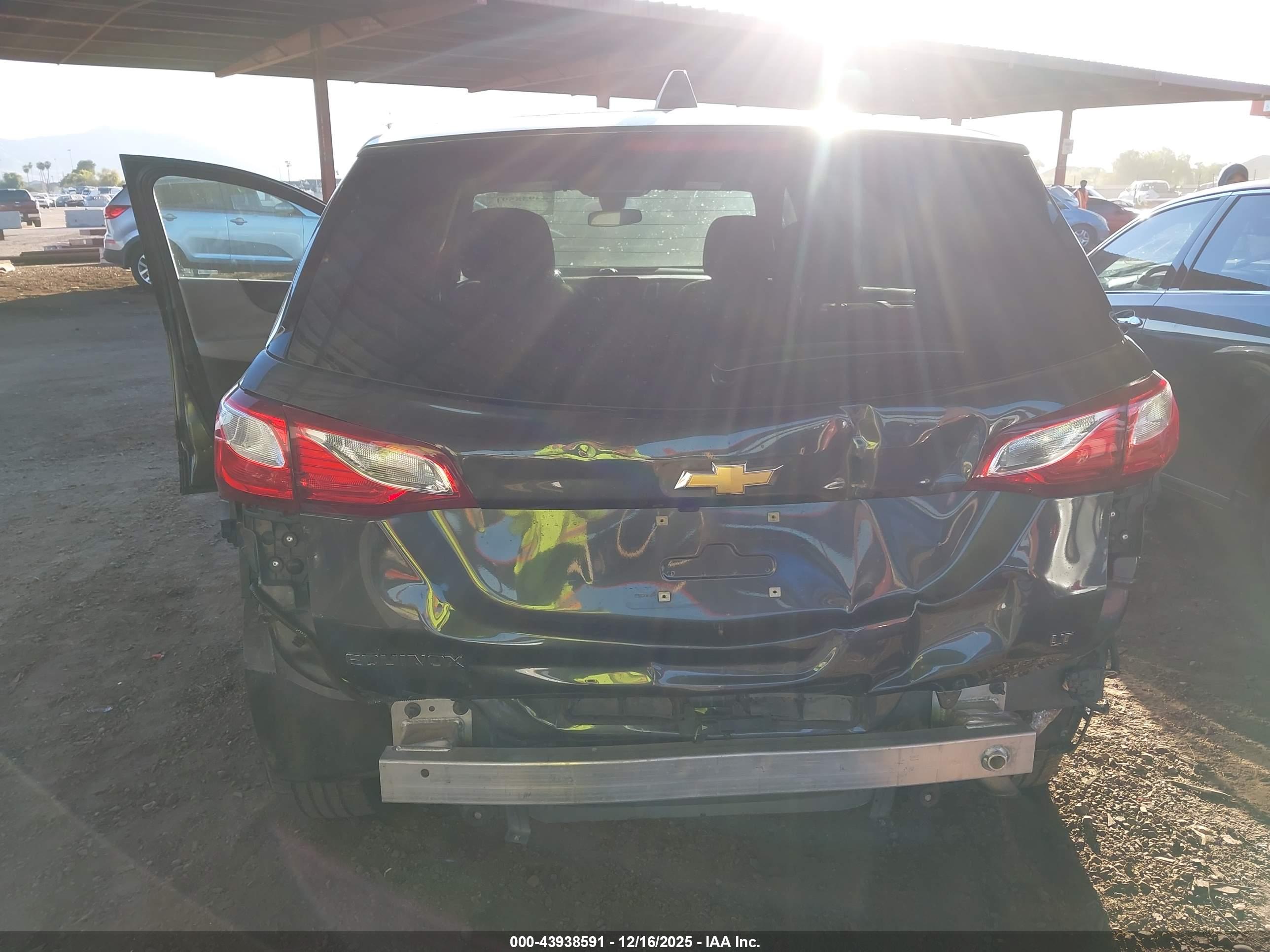 CHEVROLET EQUINOX image 6