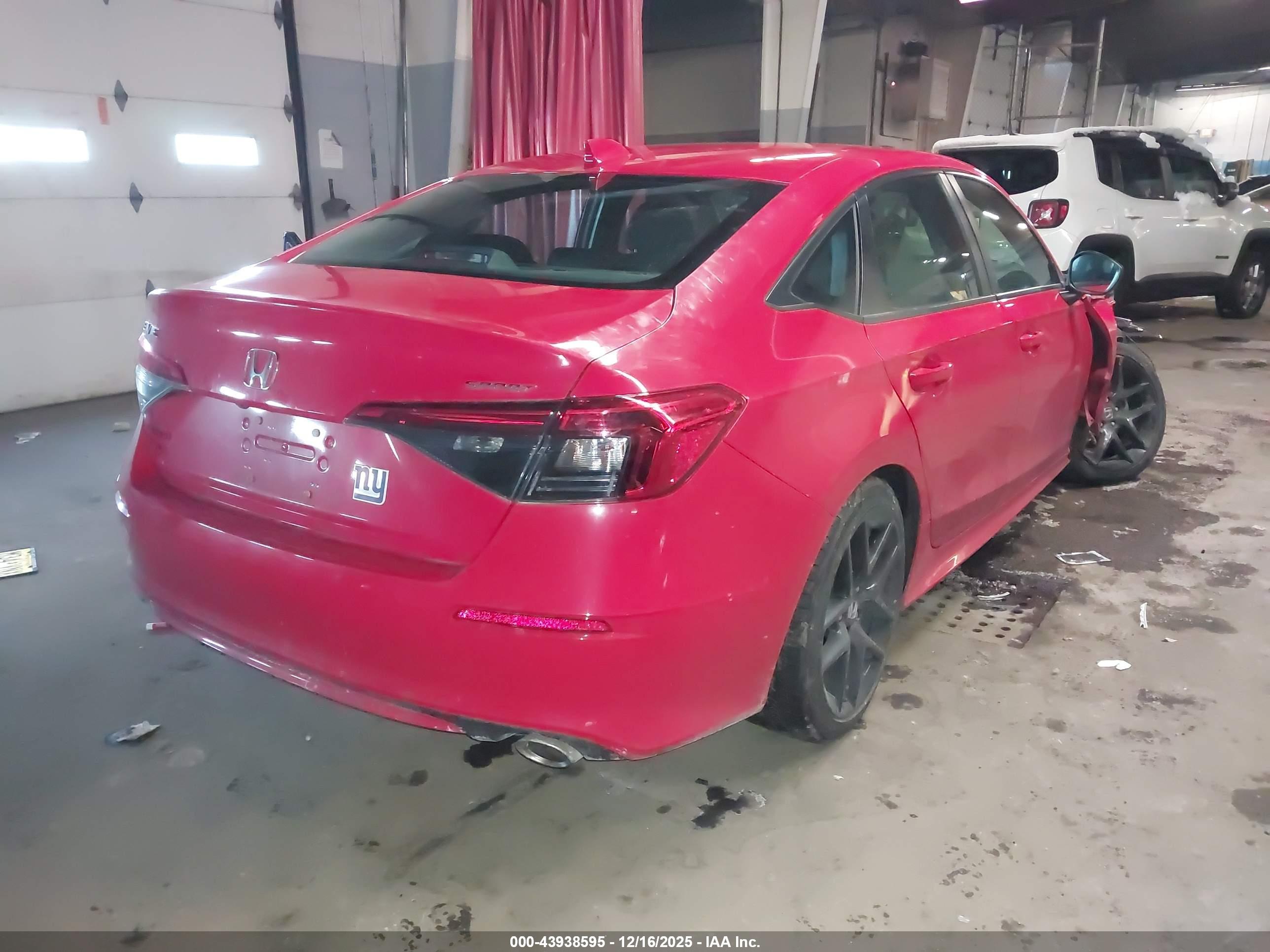 HONDA CIVIC image 4
