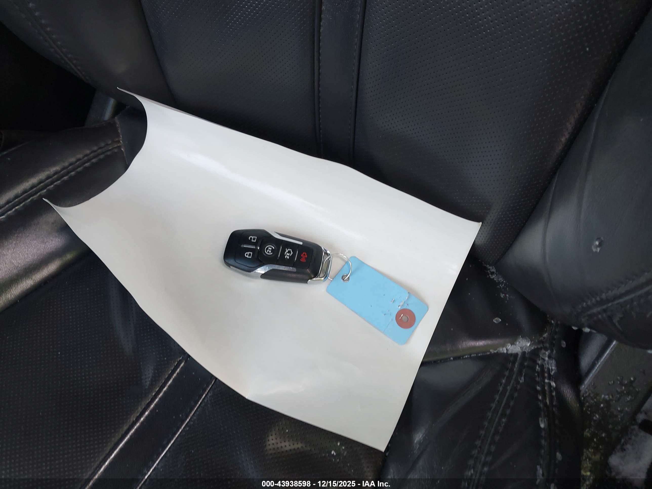 LINCOLN MKZ image 11