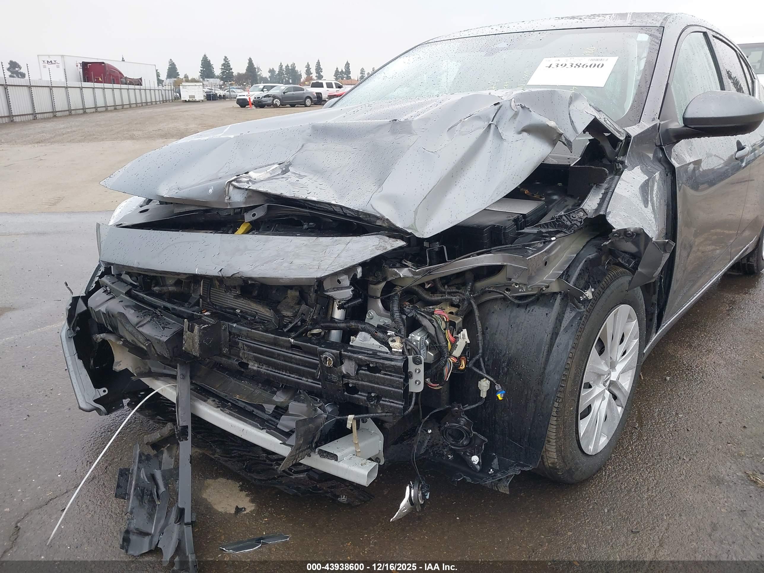 NISSAN SENTRA image 6