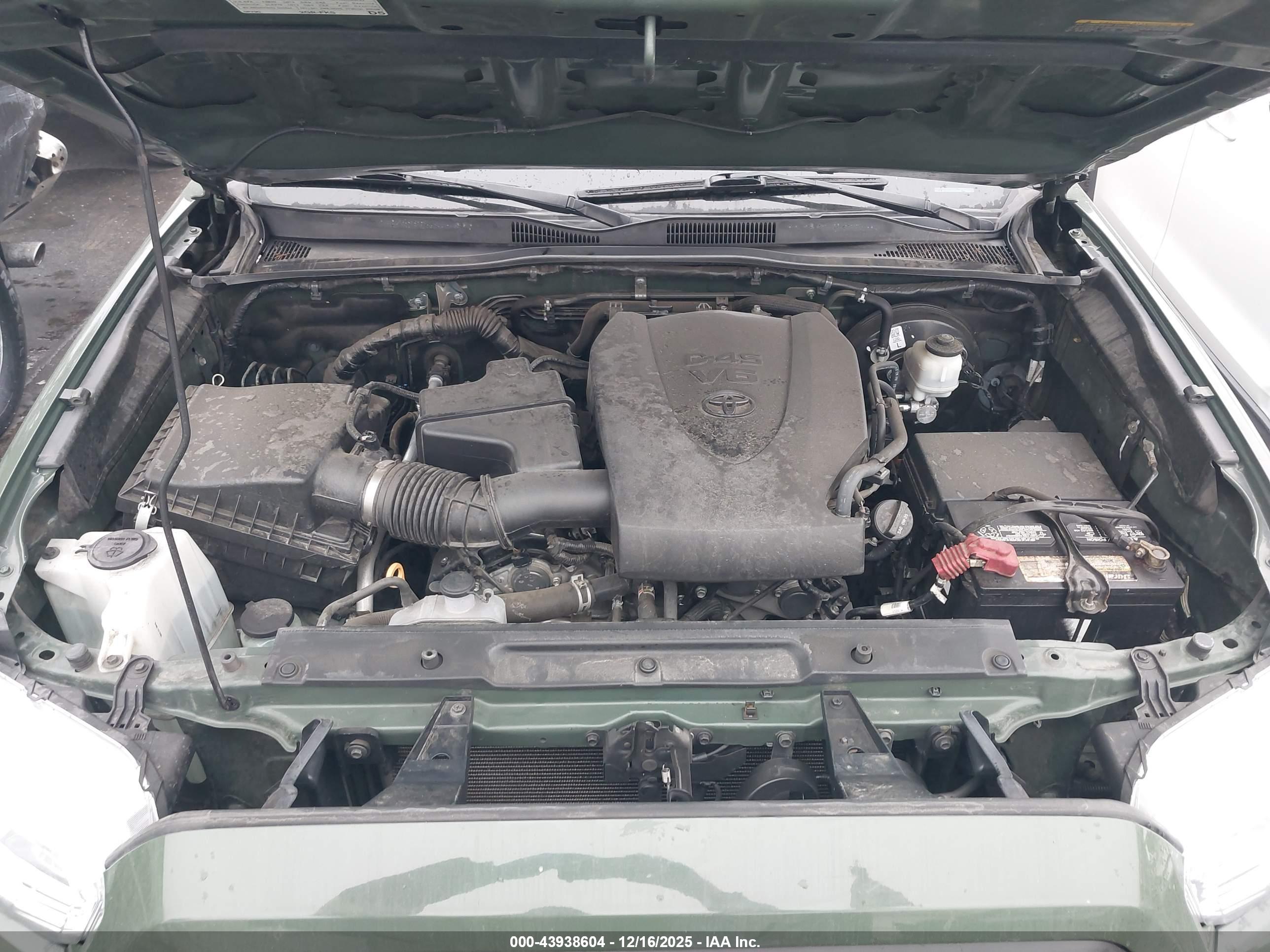 TOYOTA TACOMA image 10