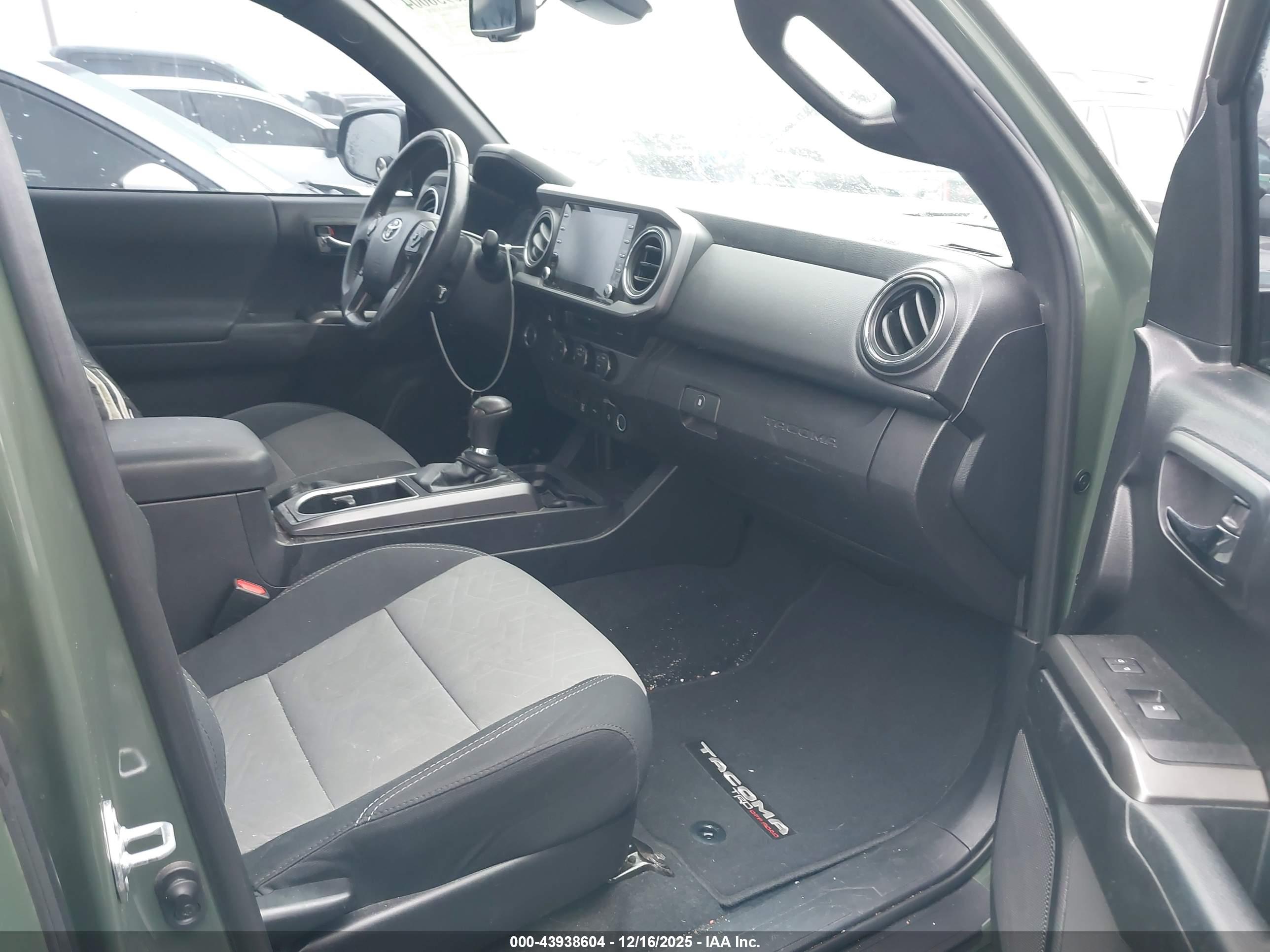 TOYOTA TACOMA image 5