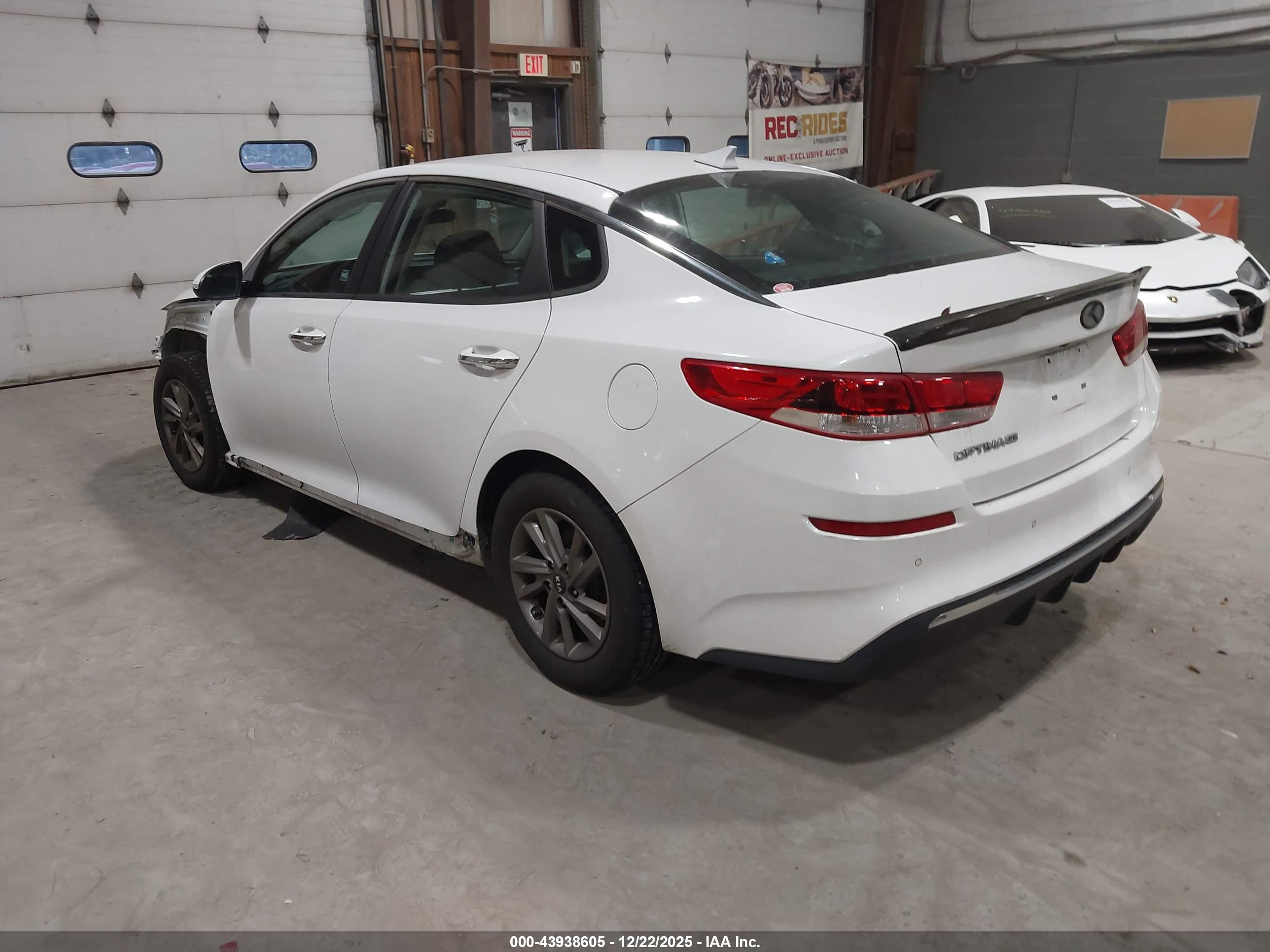 KIA OPTIMA image 3