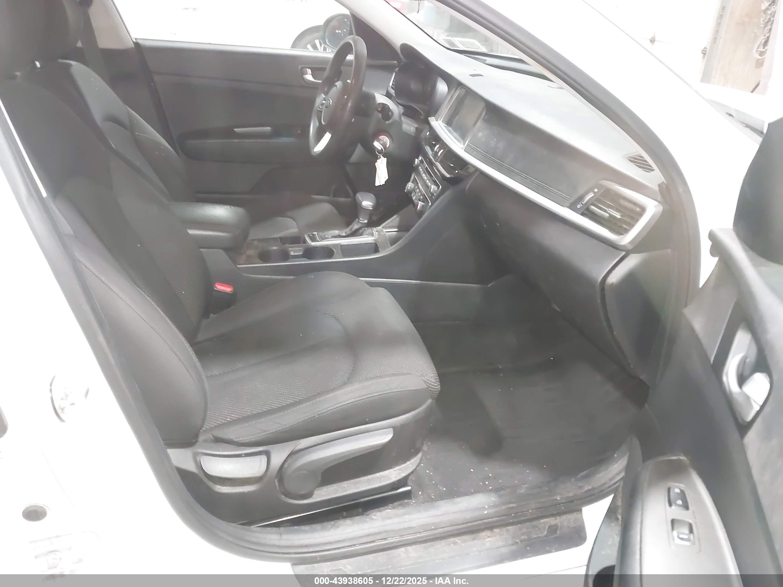 KIA OPTIMA image 5