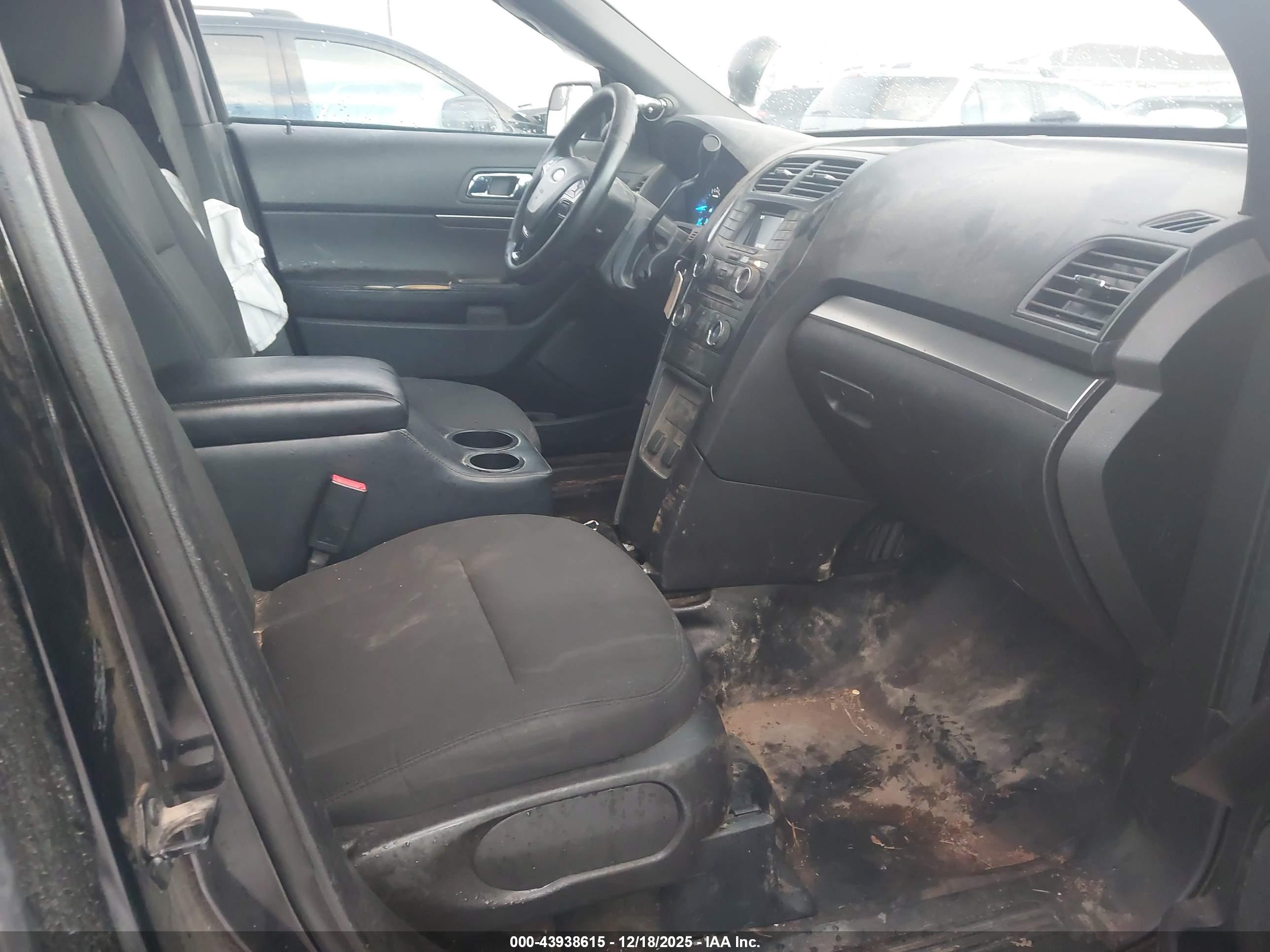 FORD UTILITY image 5