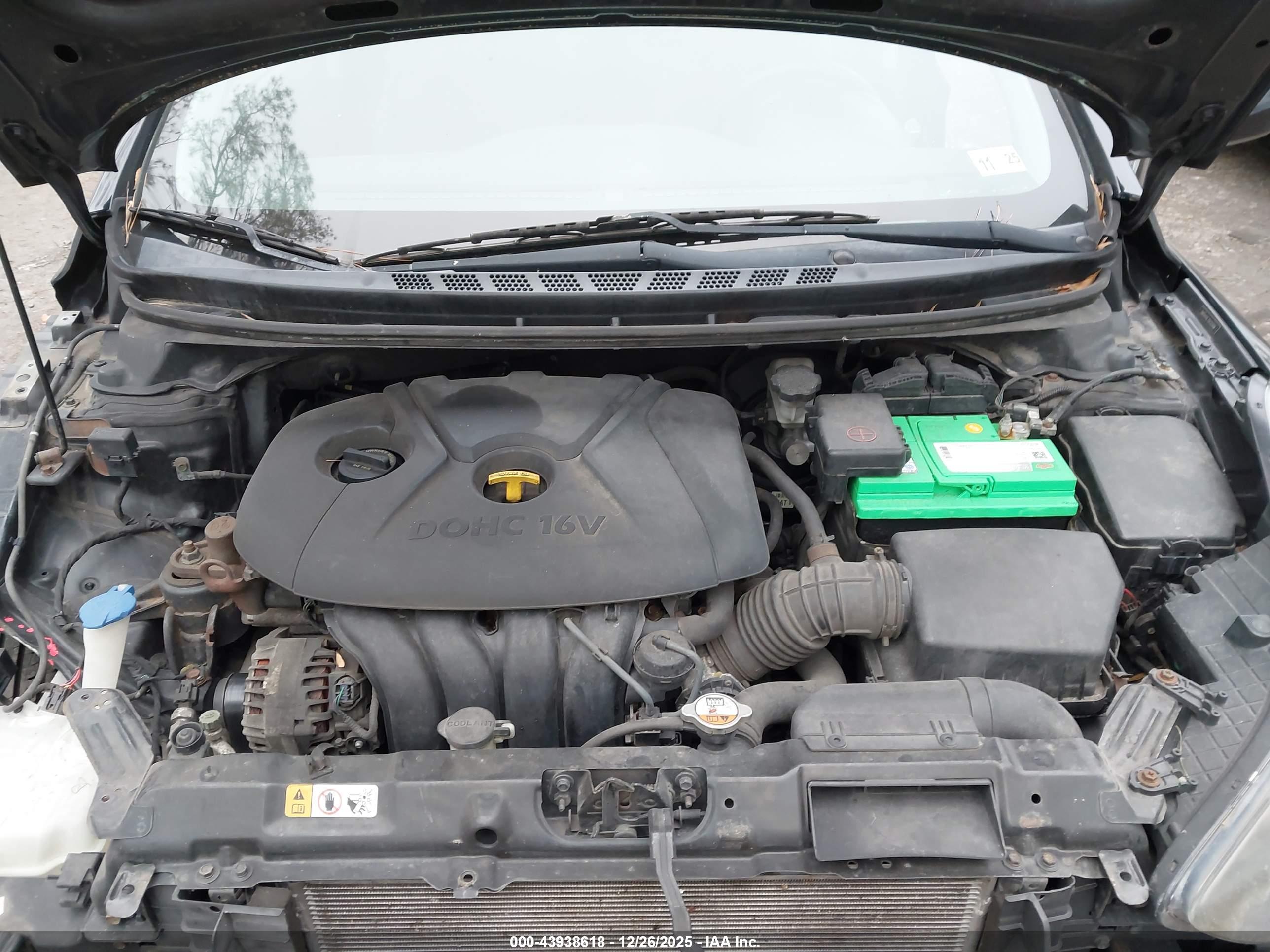 HYUNDAI ELANTRA image 10