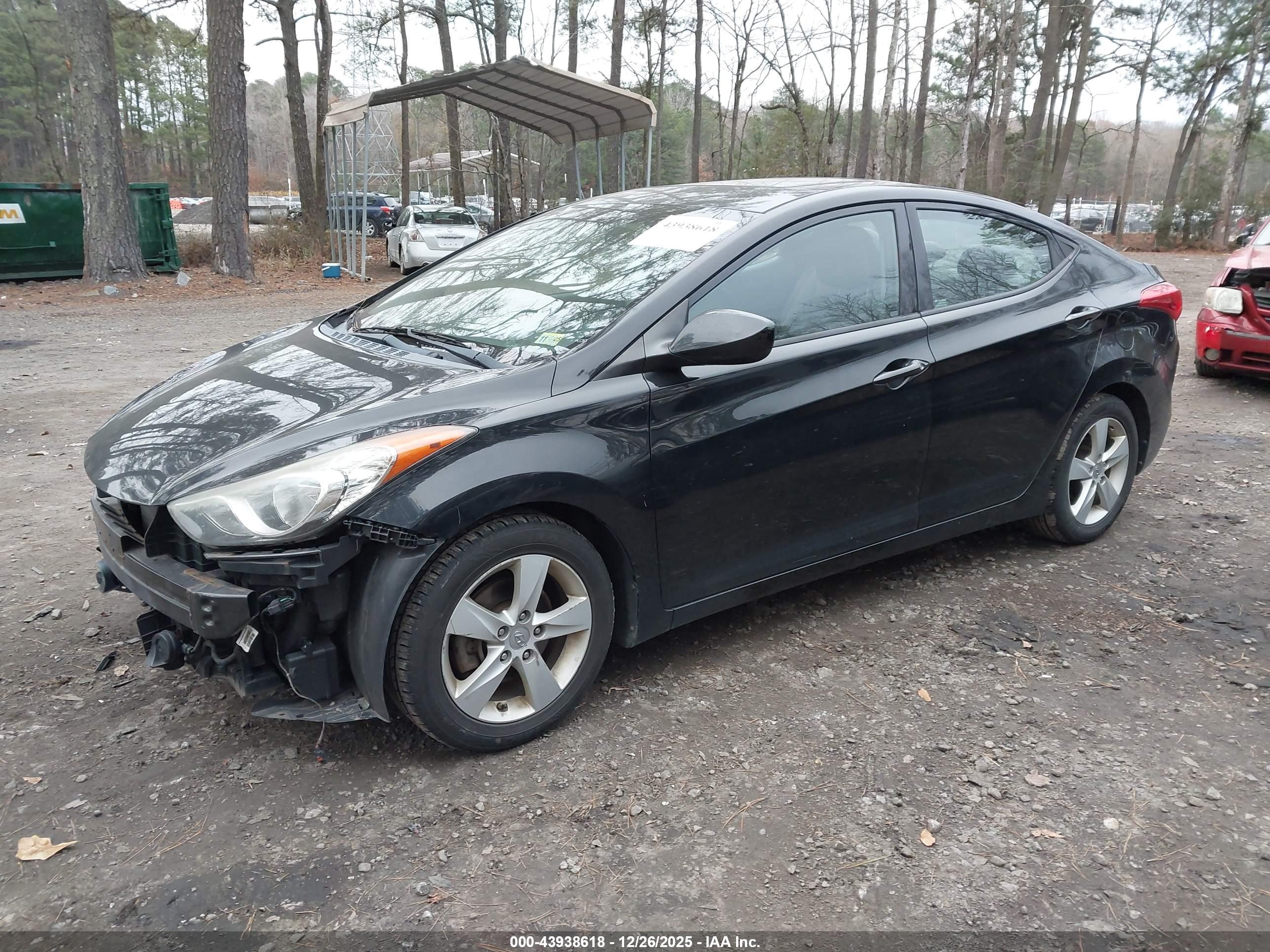 HYUNDAI ELANTRA image 2