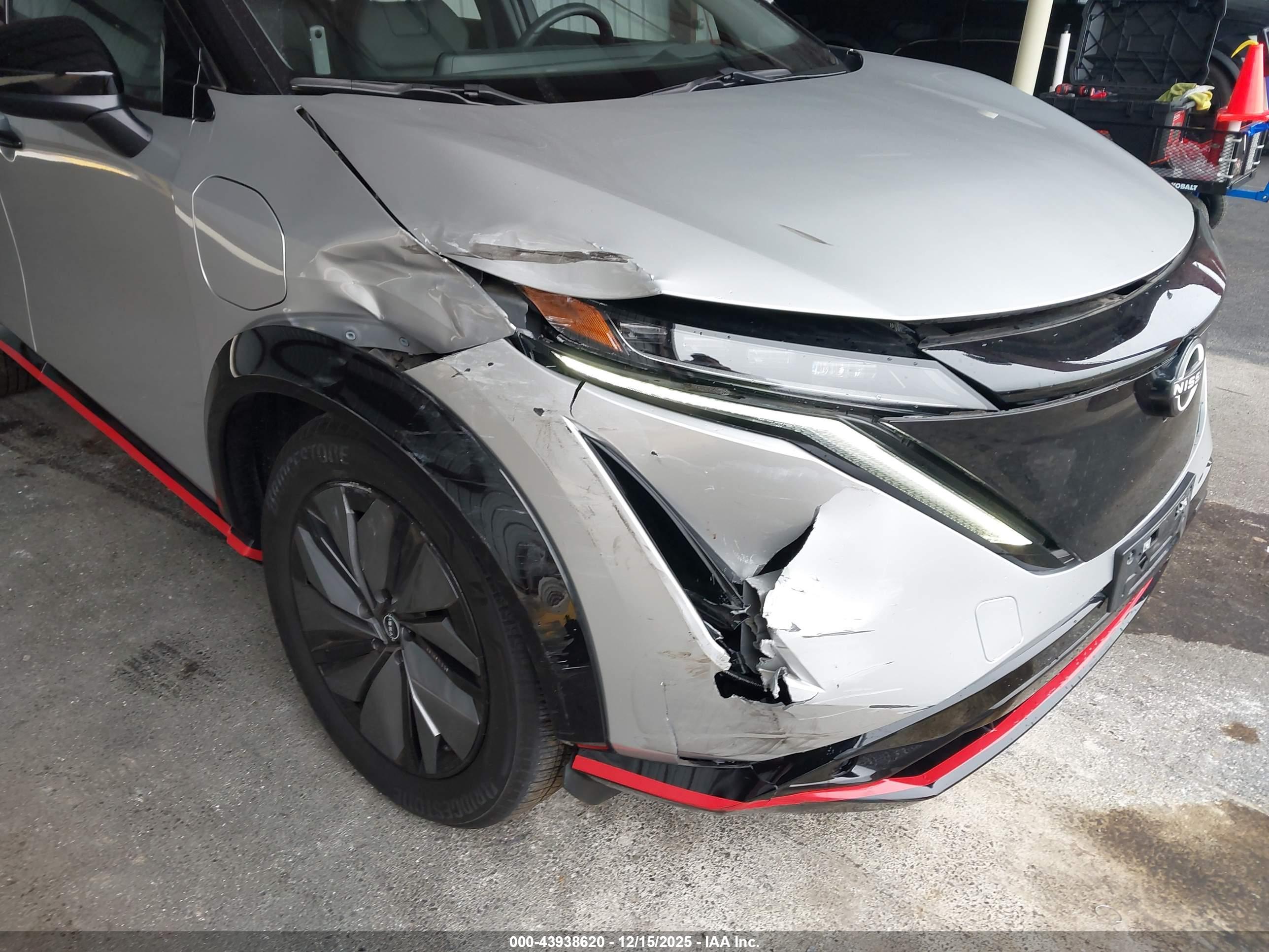 NISSAN ARIYA image 6