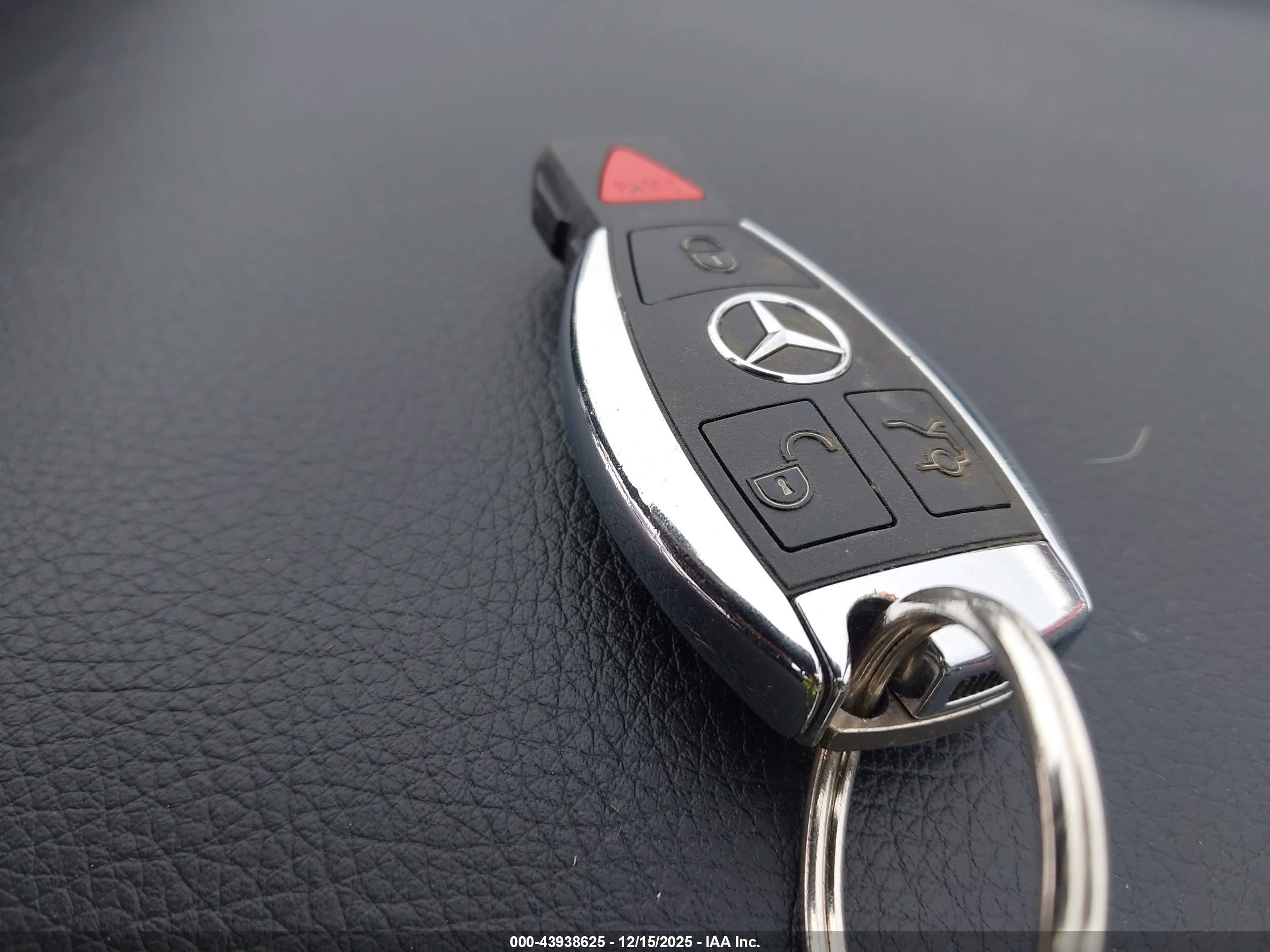 MERCEDES-BENZ C image 11