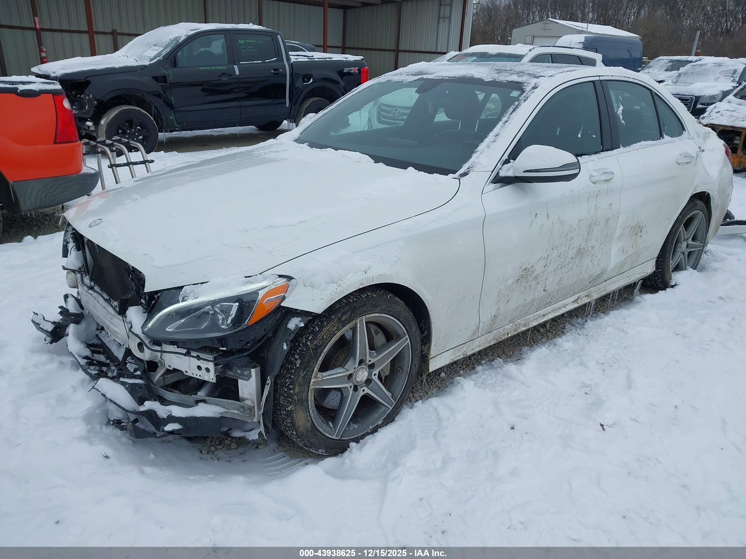MERCEDES-BENZ C image 2