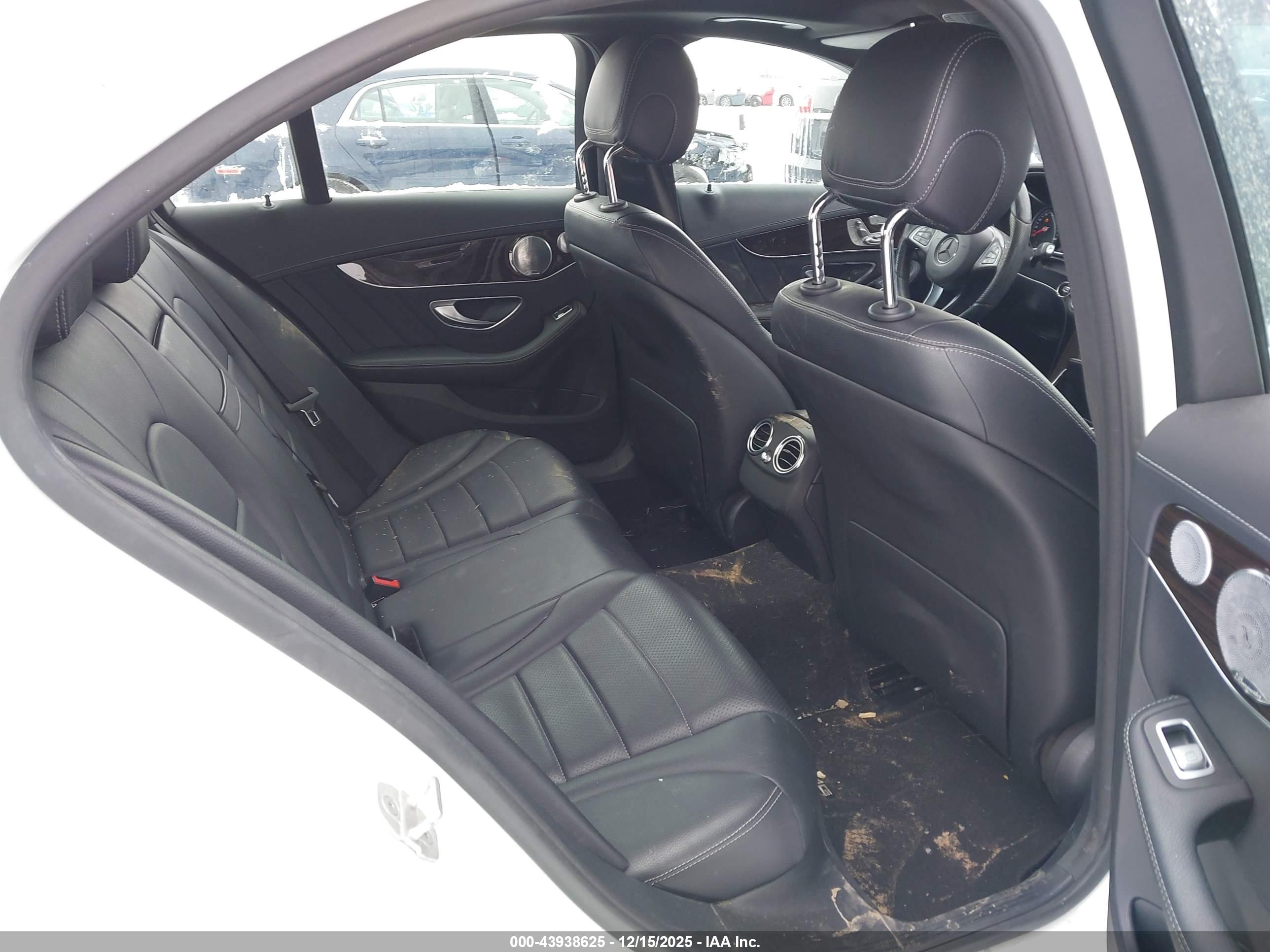 MERCEDES-BENZ C image 8