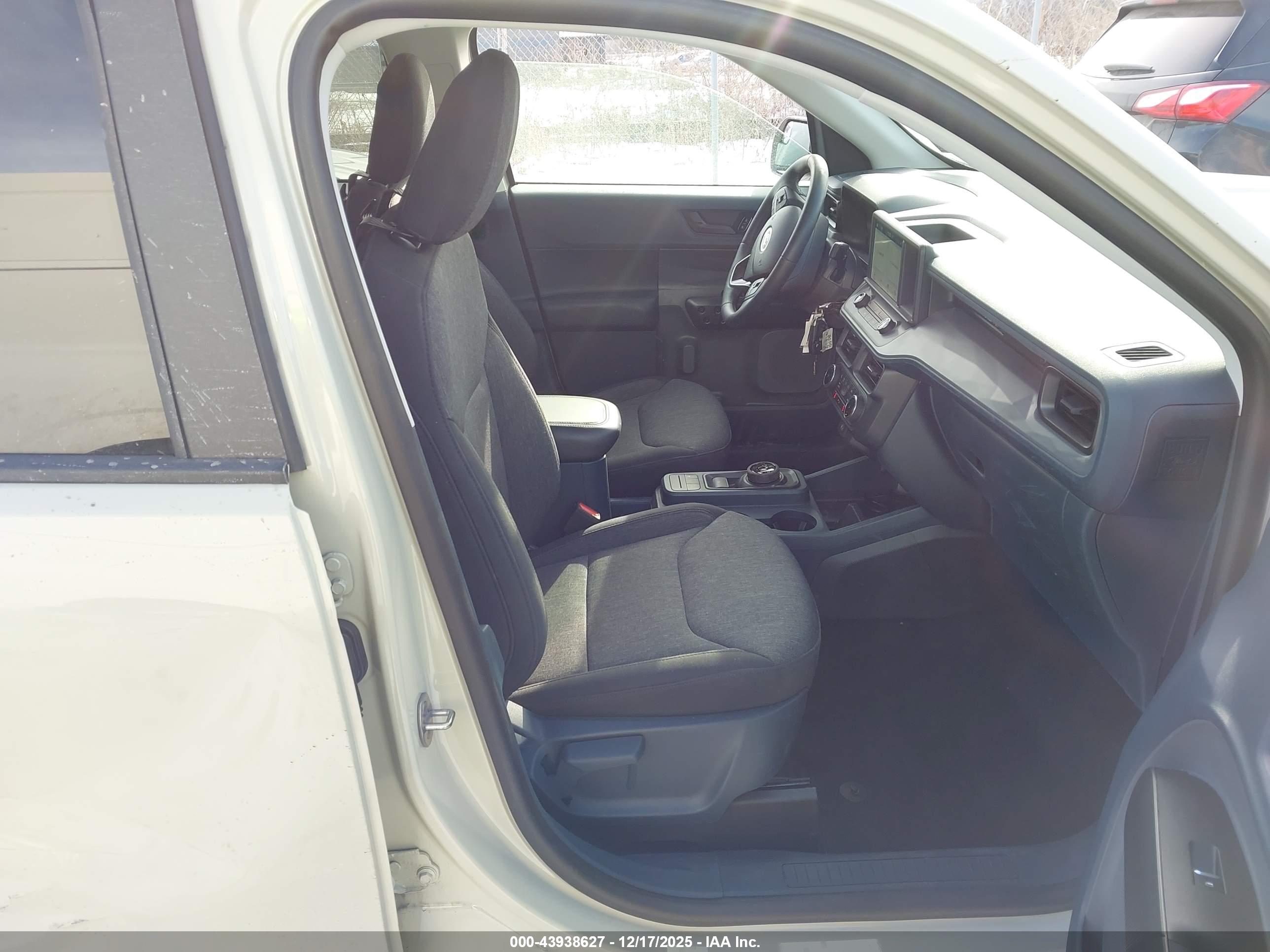 FORD MAVERICK image 5