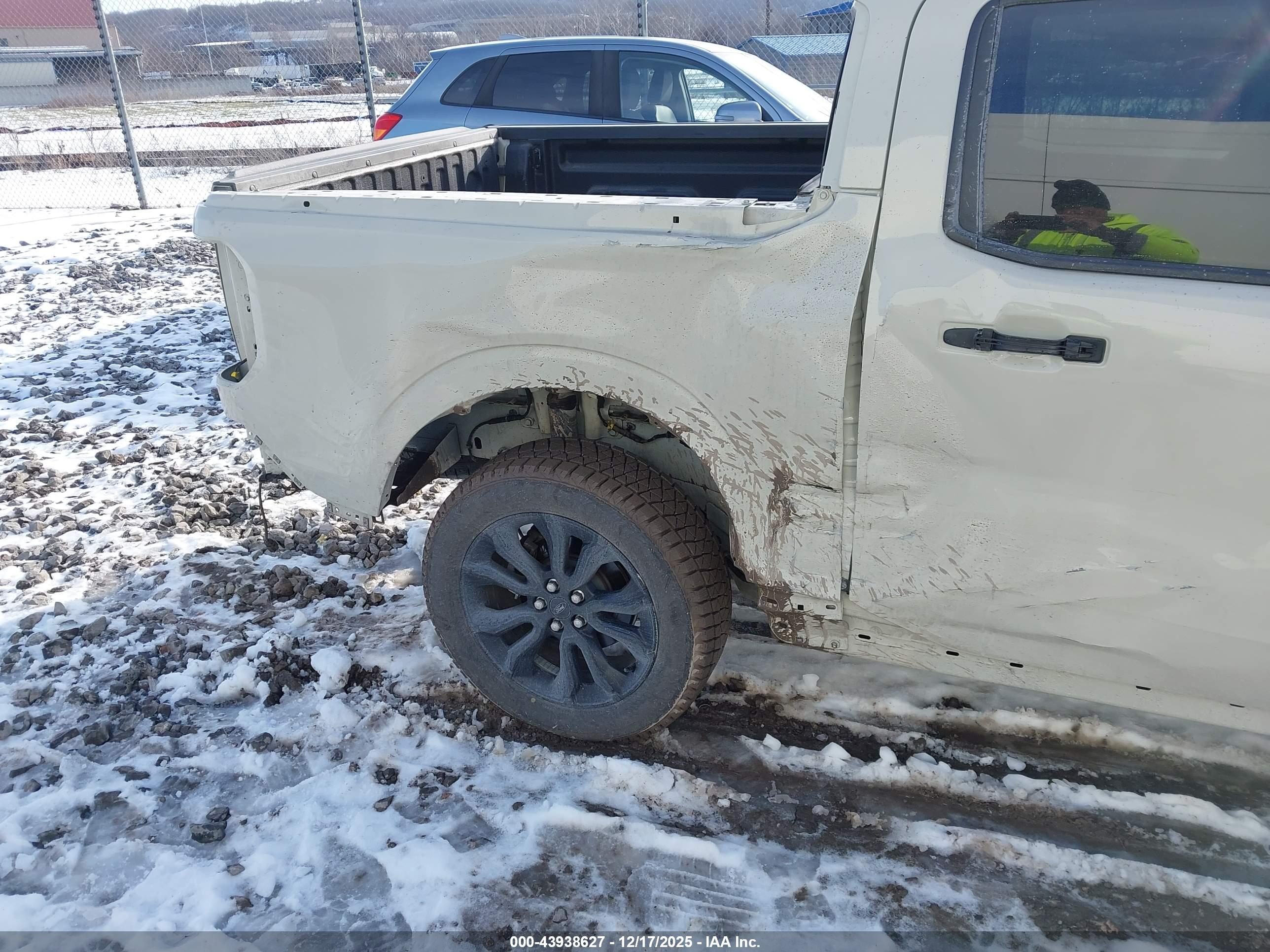 FORD MAVERICK image 6