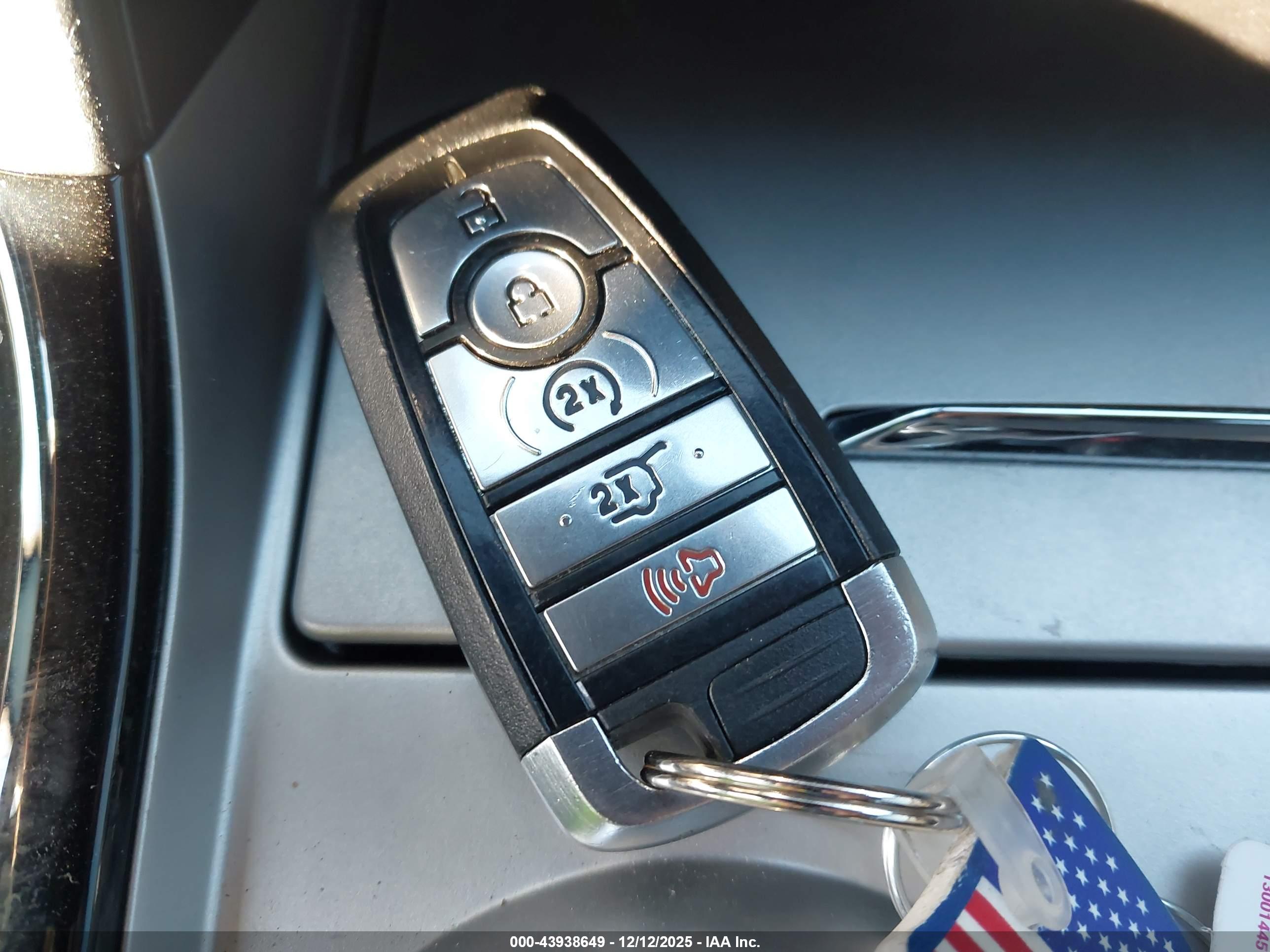 FORD EXPLORER image 11