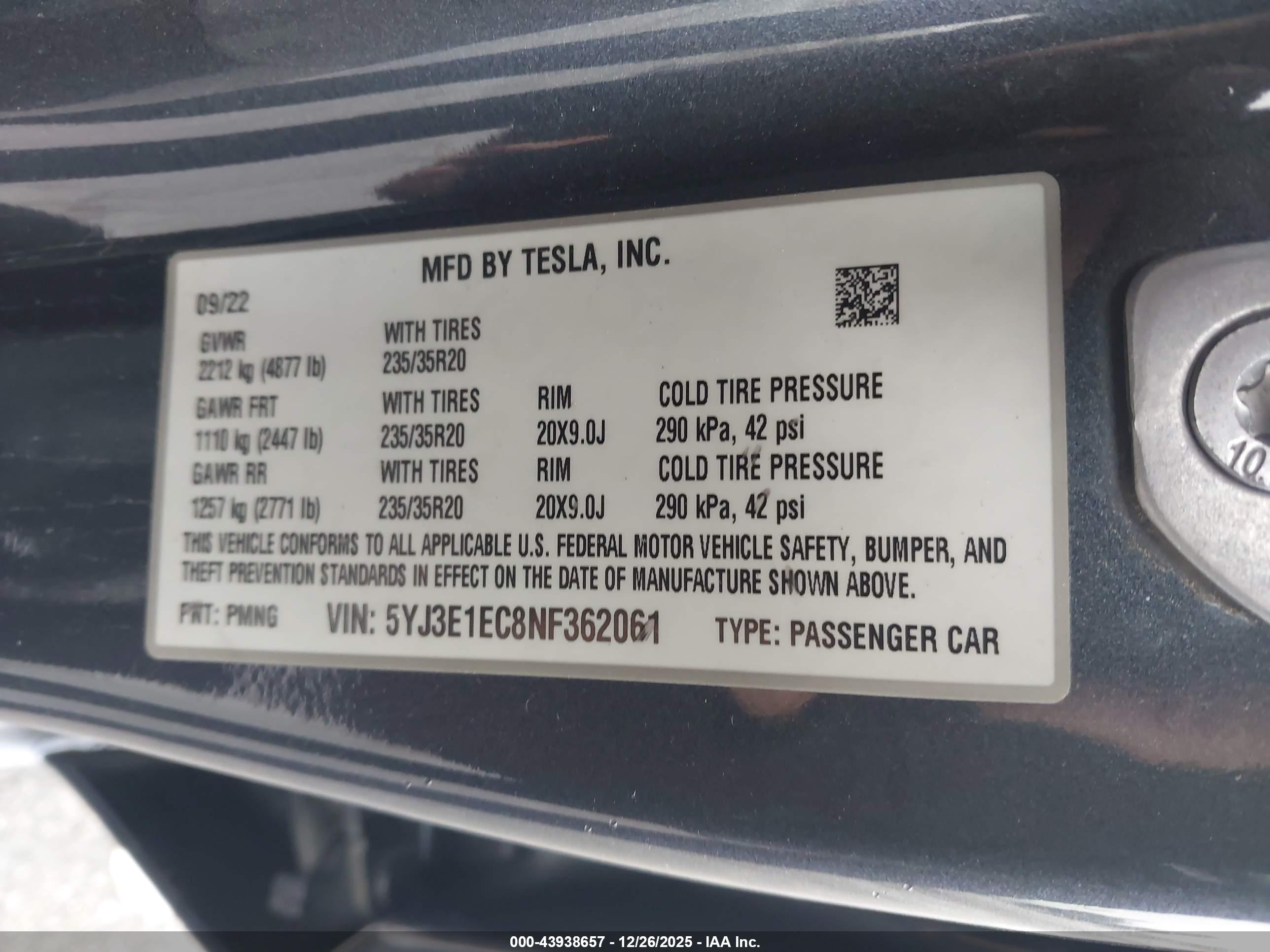 TESLA MODEL image 9