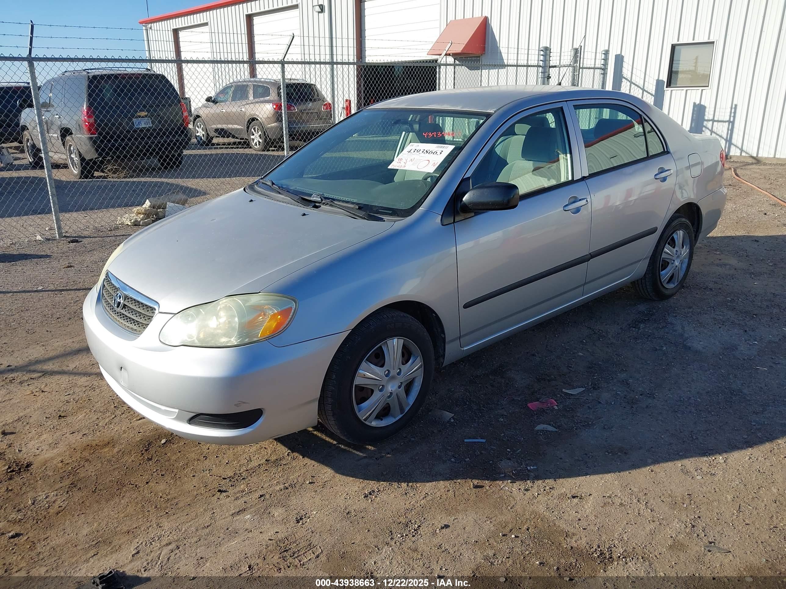 TOYOTA COROLLA image 2