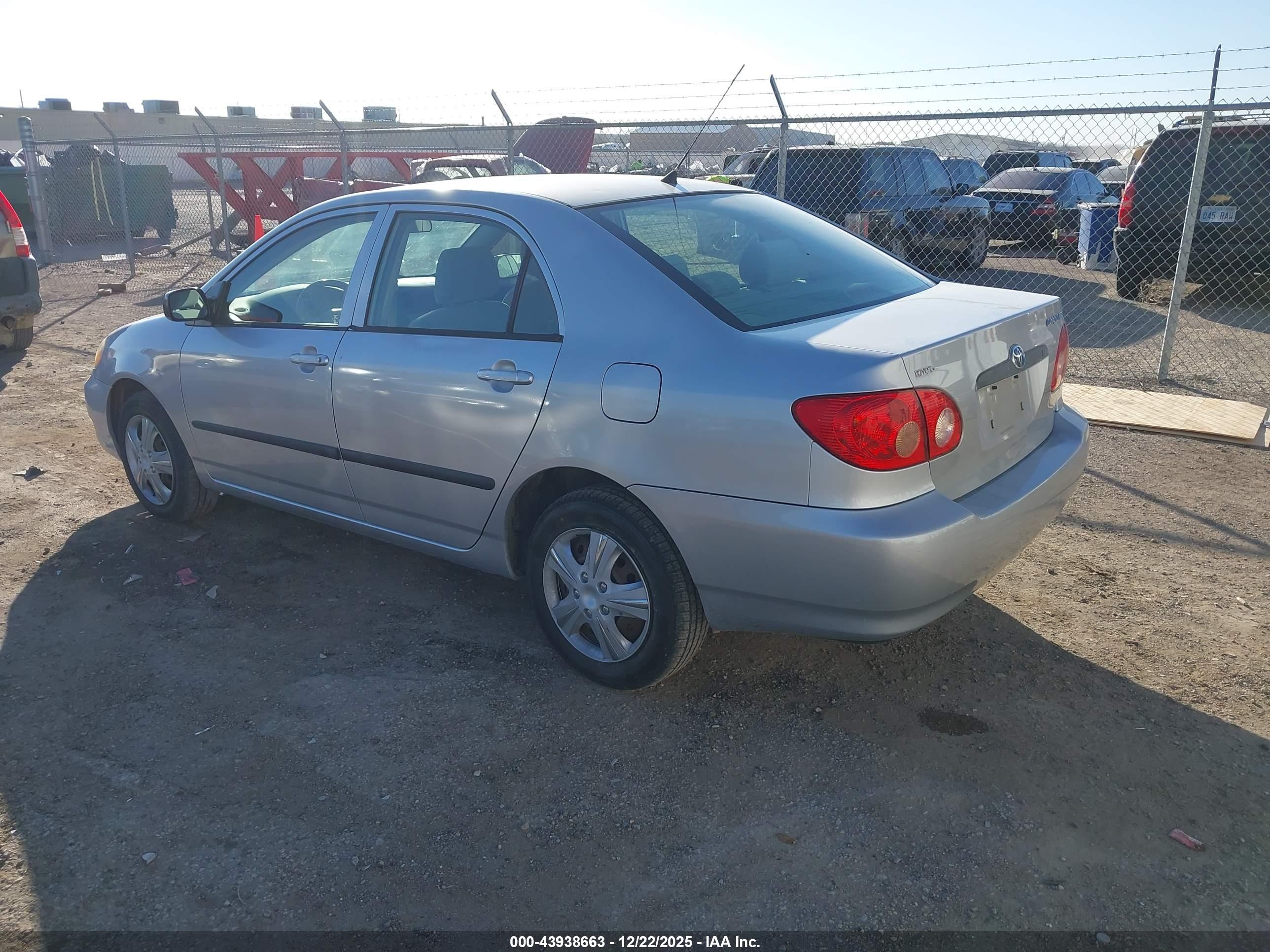 TOYOTA COROLLA image 3