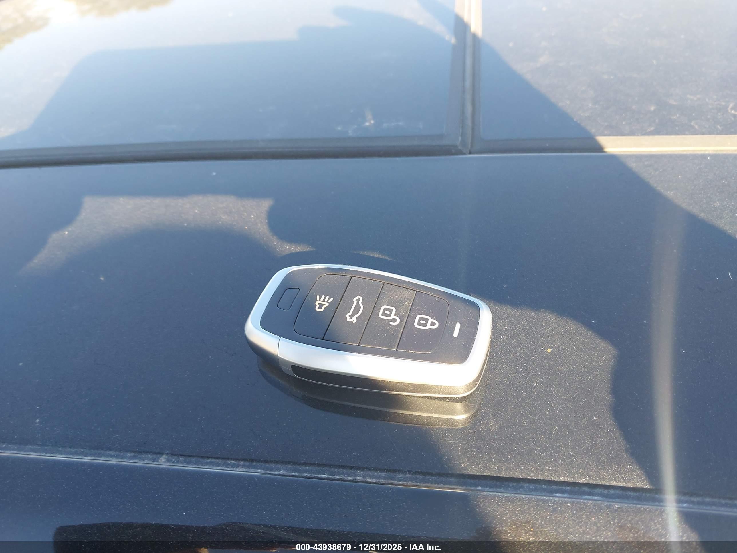 CHRYSLER 300C image 11