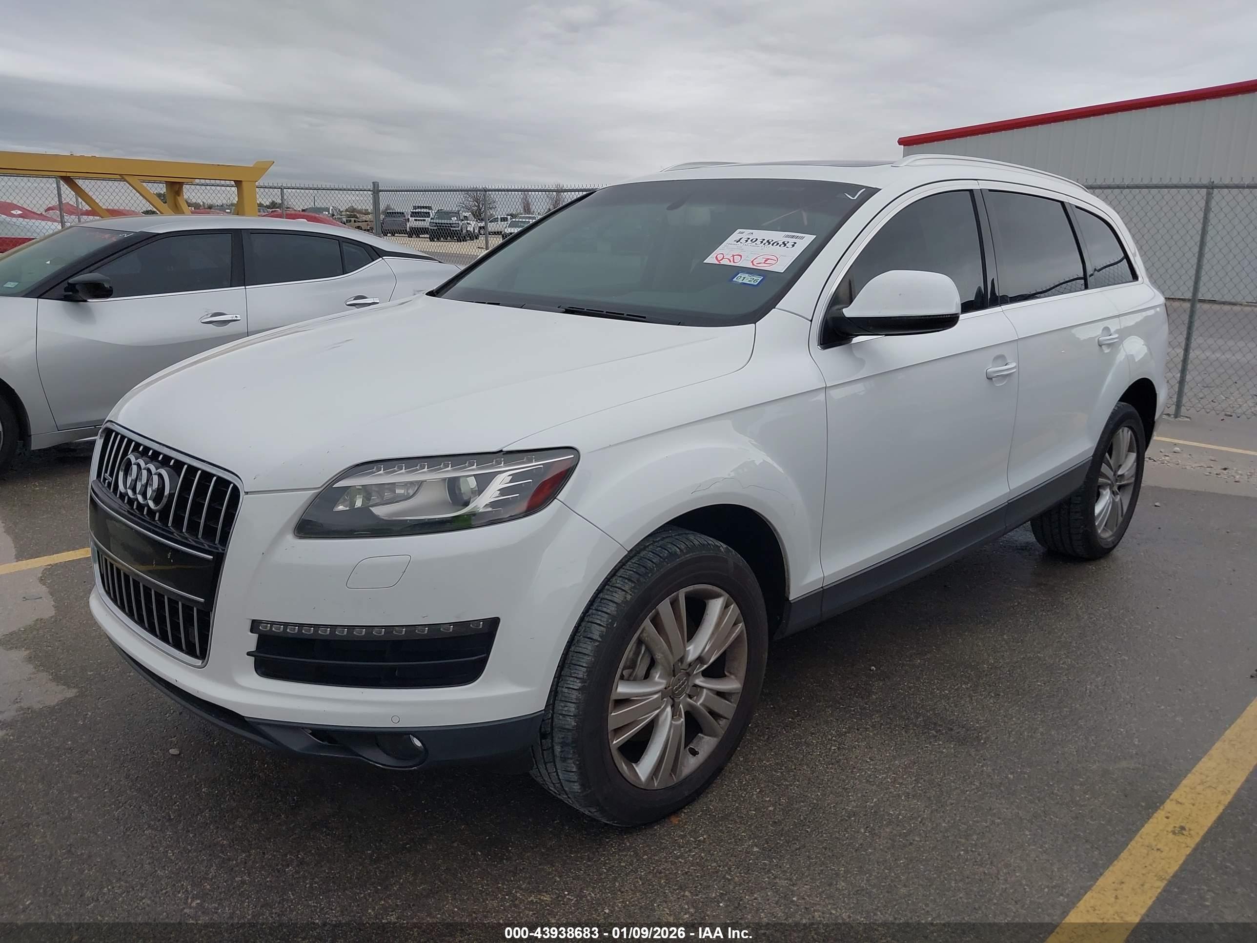 AUDI Q7 image 2