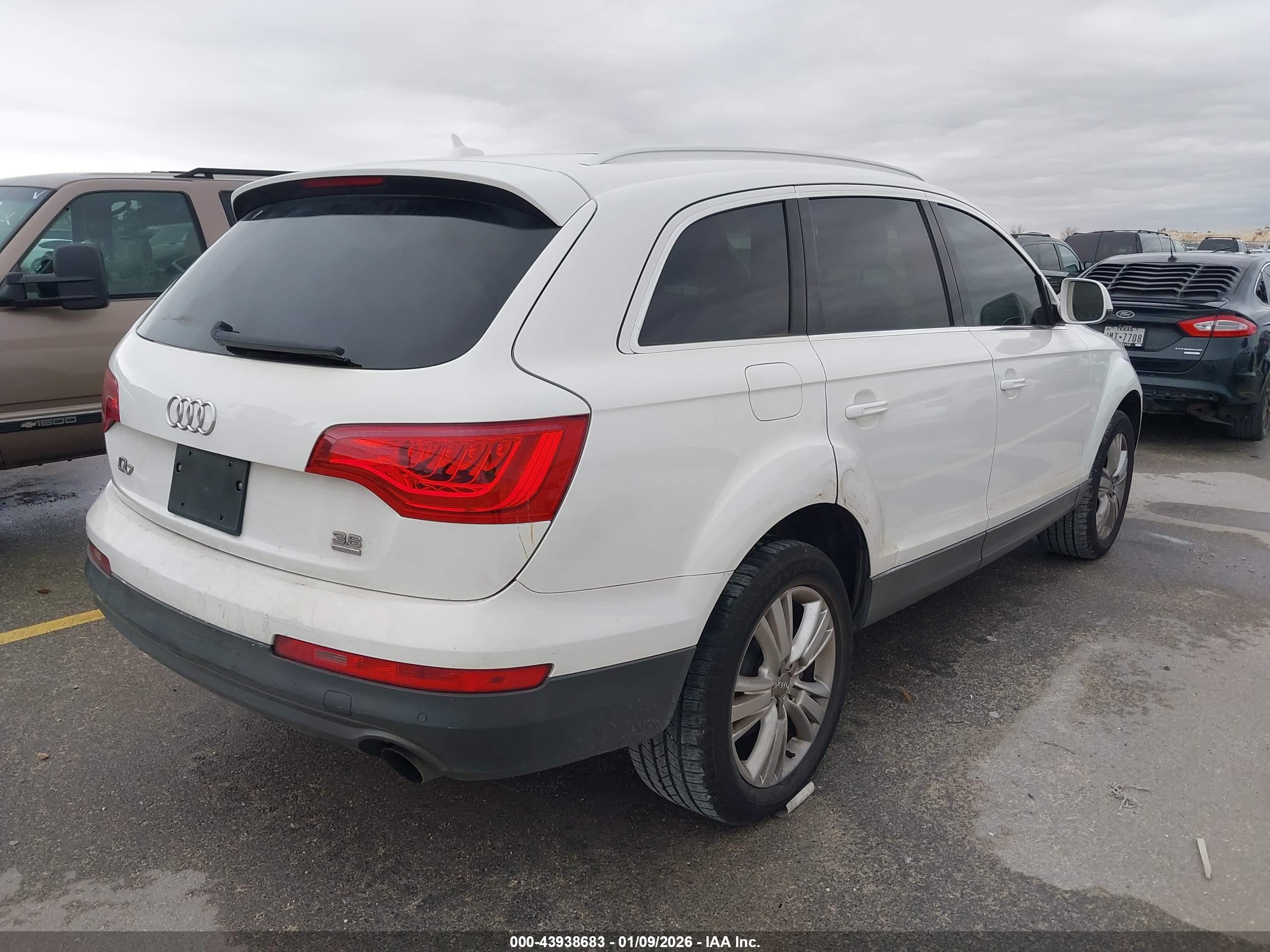AUDI Q7 image 4