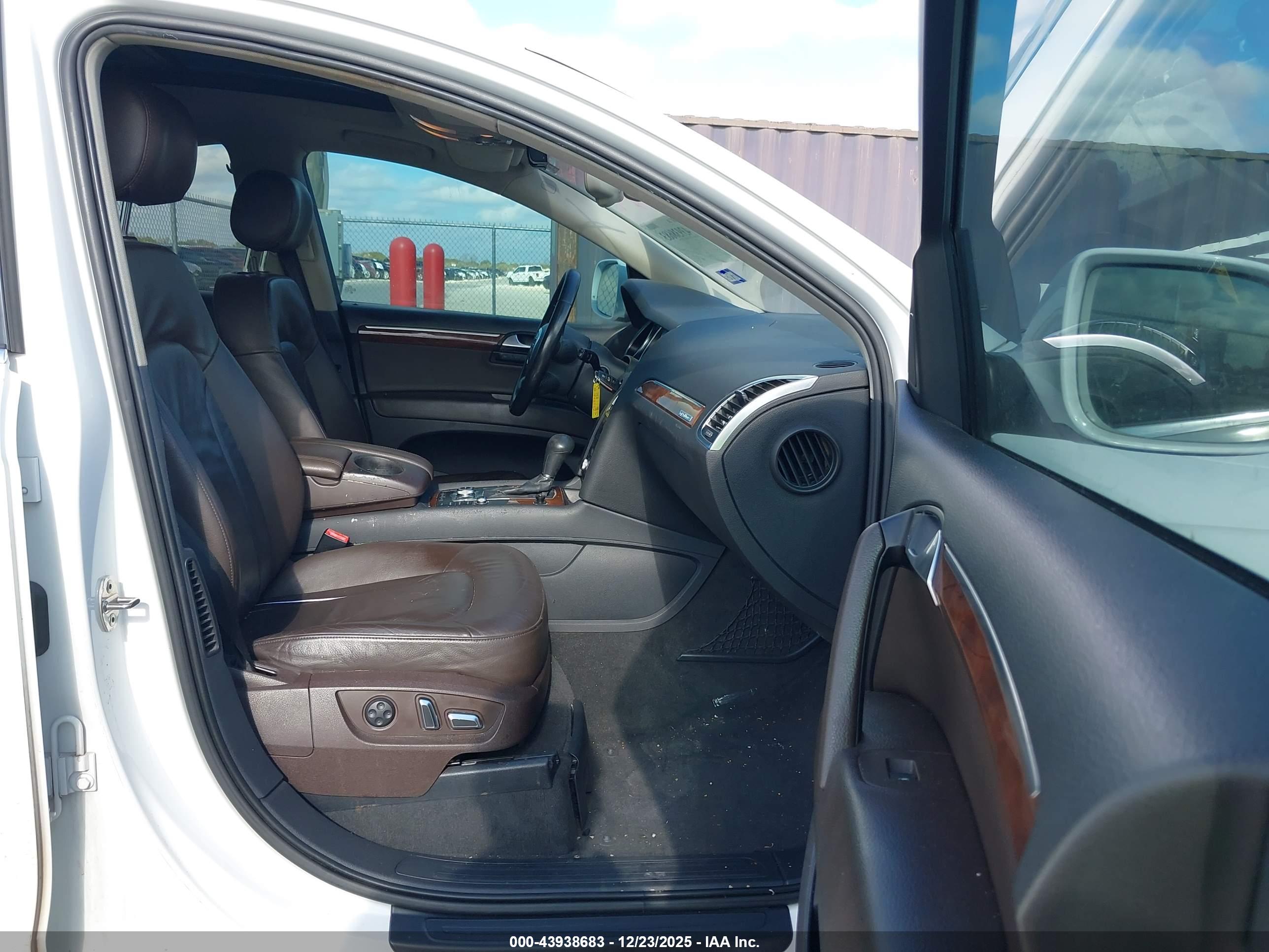 AUDI Q7 image 5