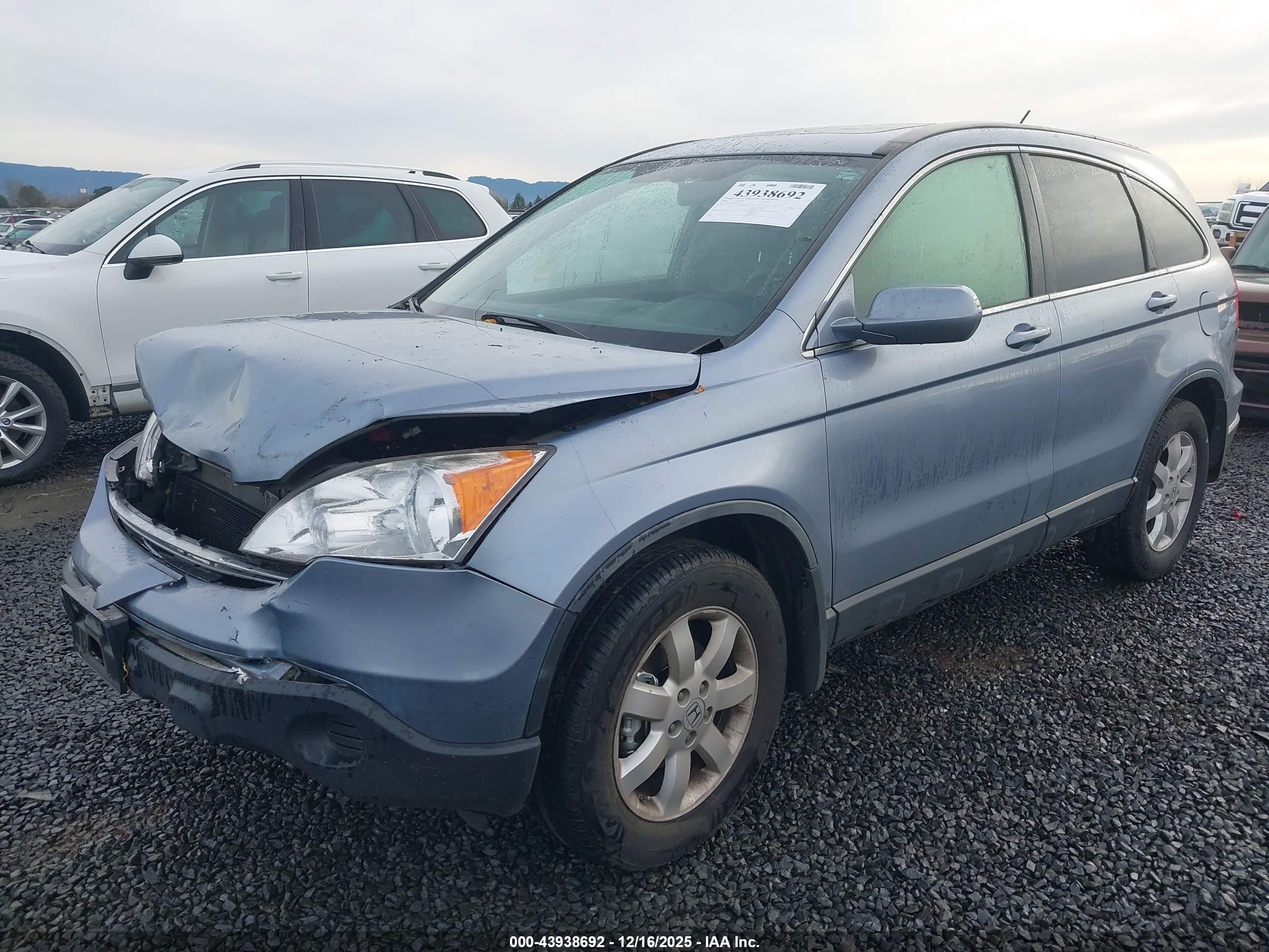HONDA CR-V image 2