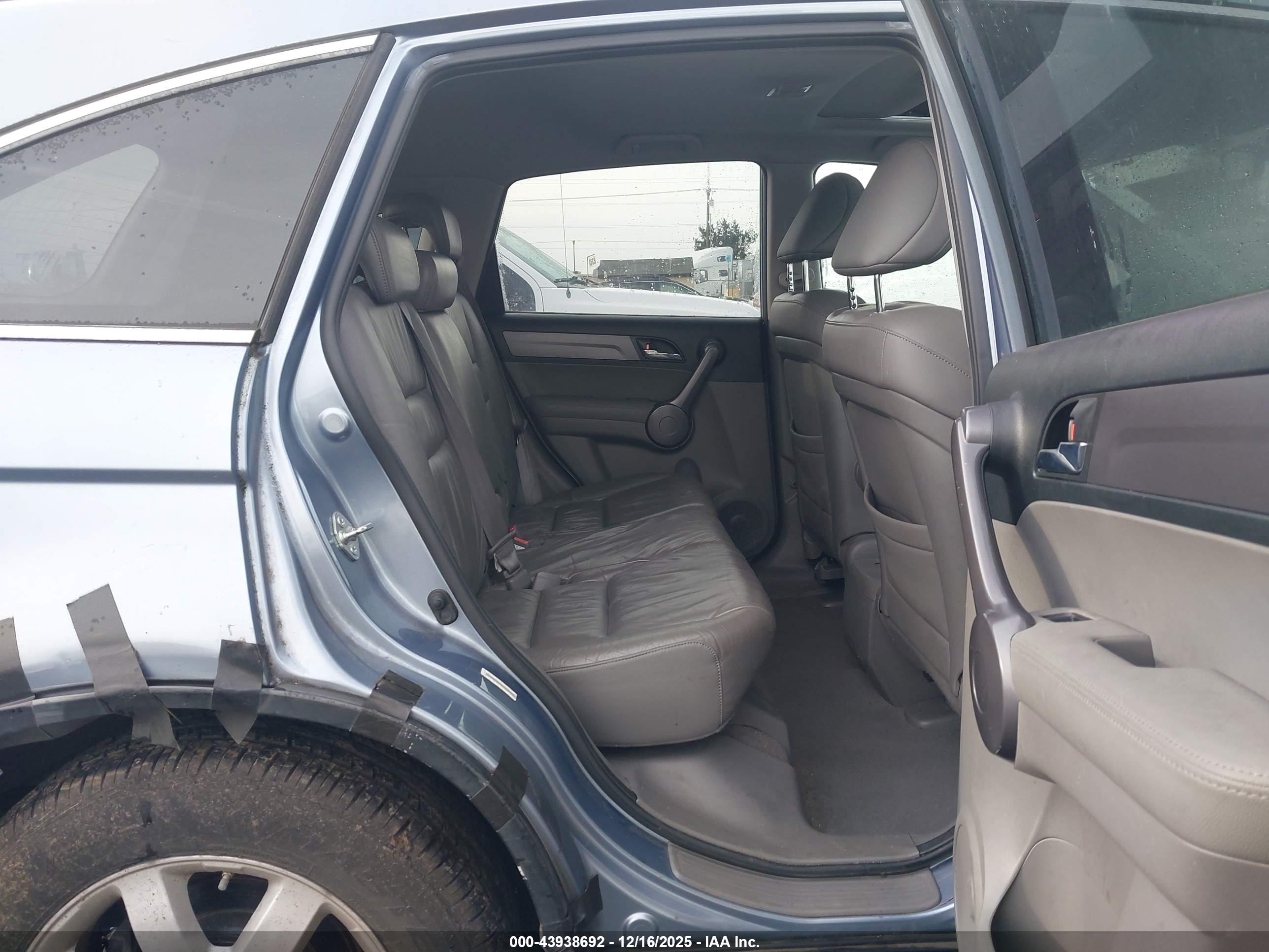 HONDA CR-V image 8