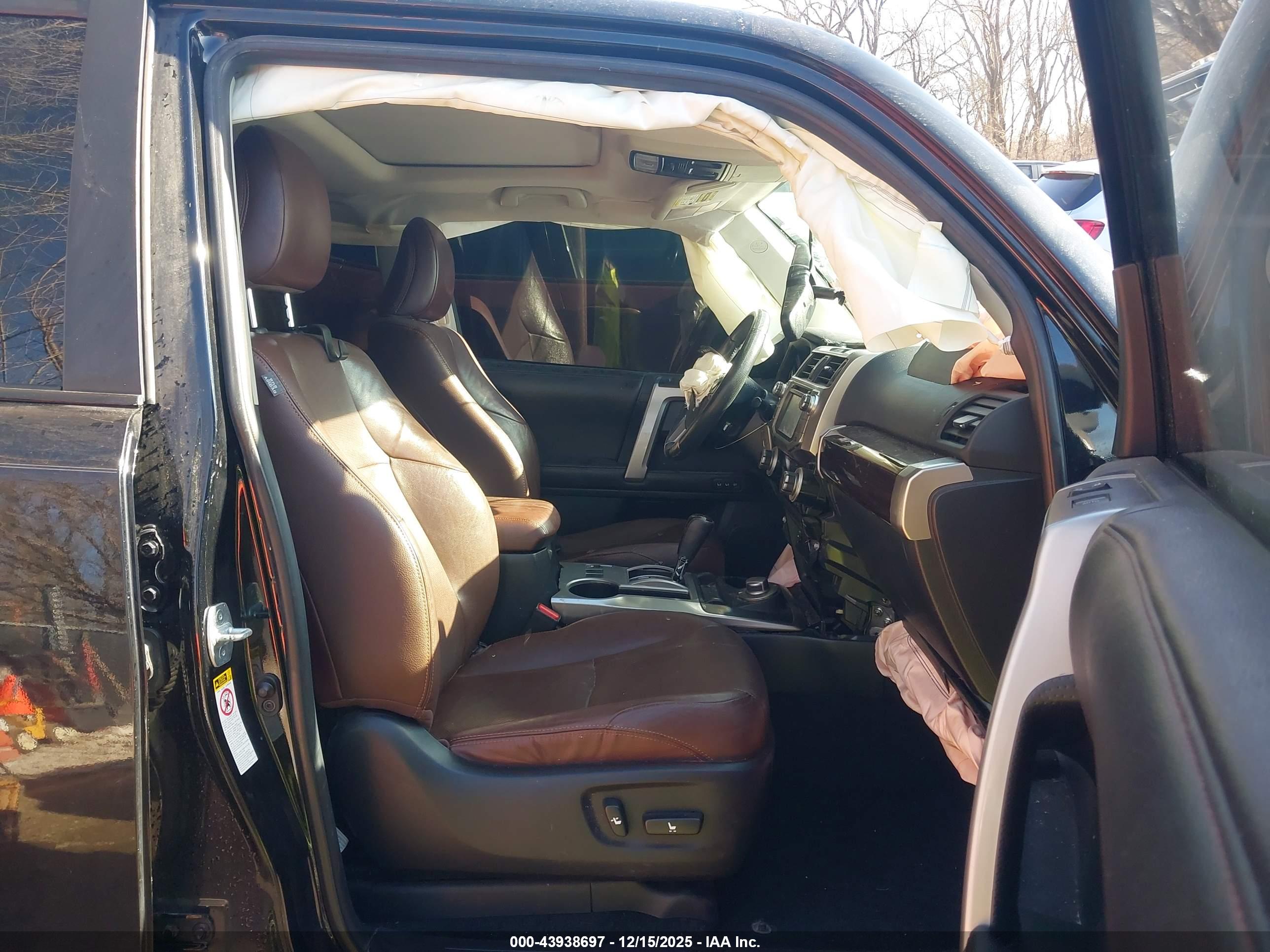 TOYOTA 4RUNNER image 5