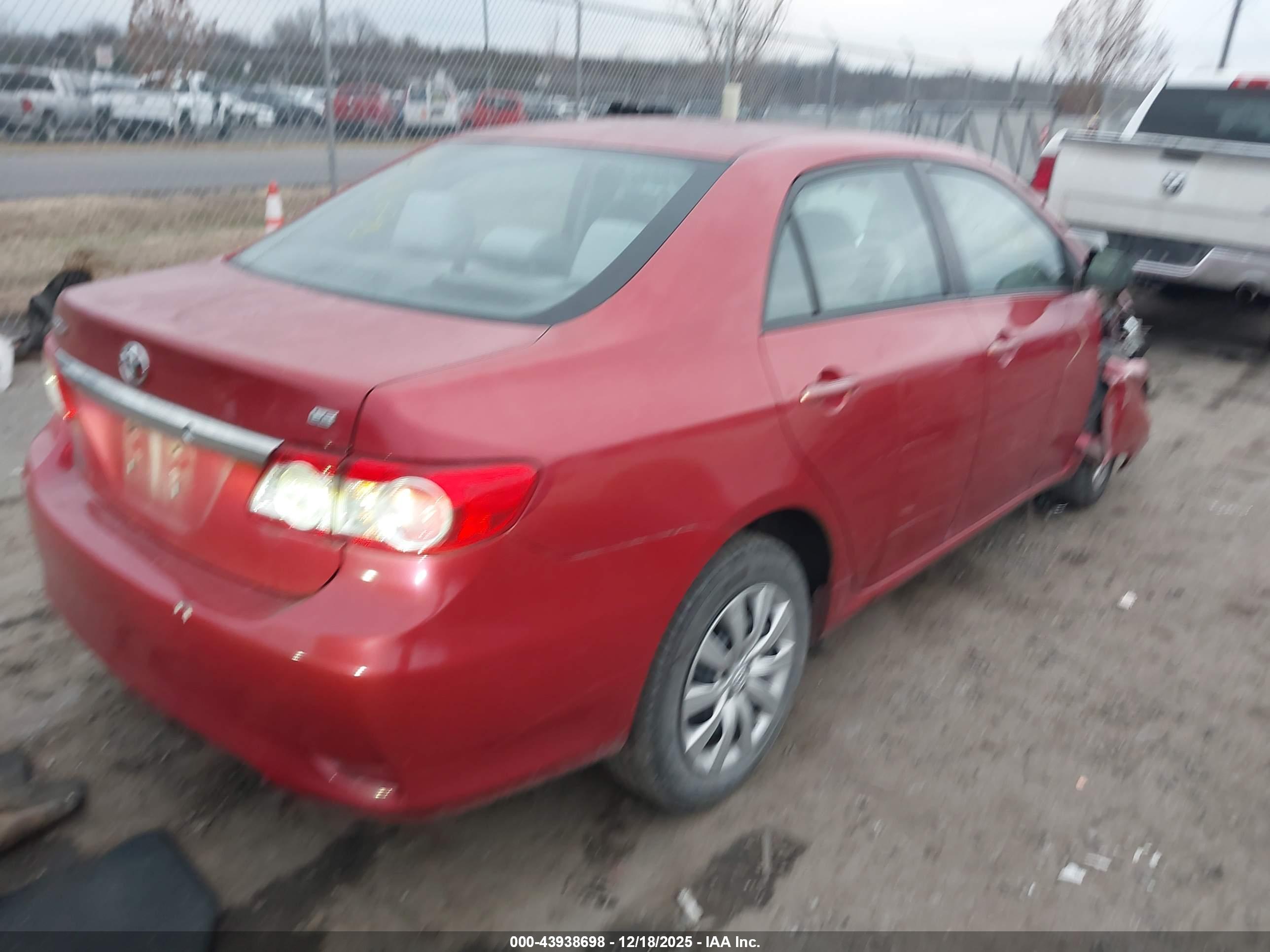 TOYOTA COROLLA image 4