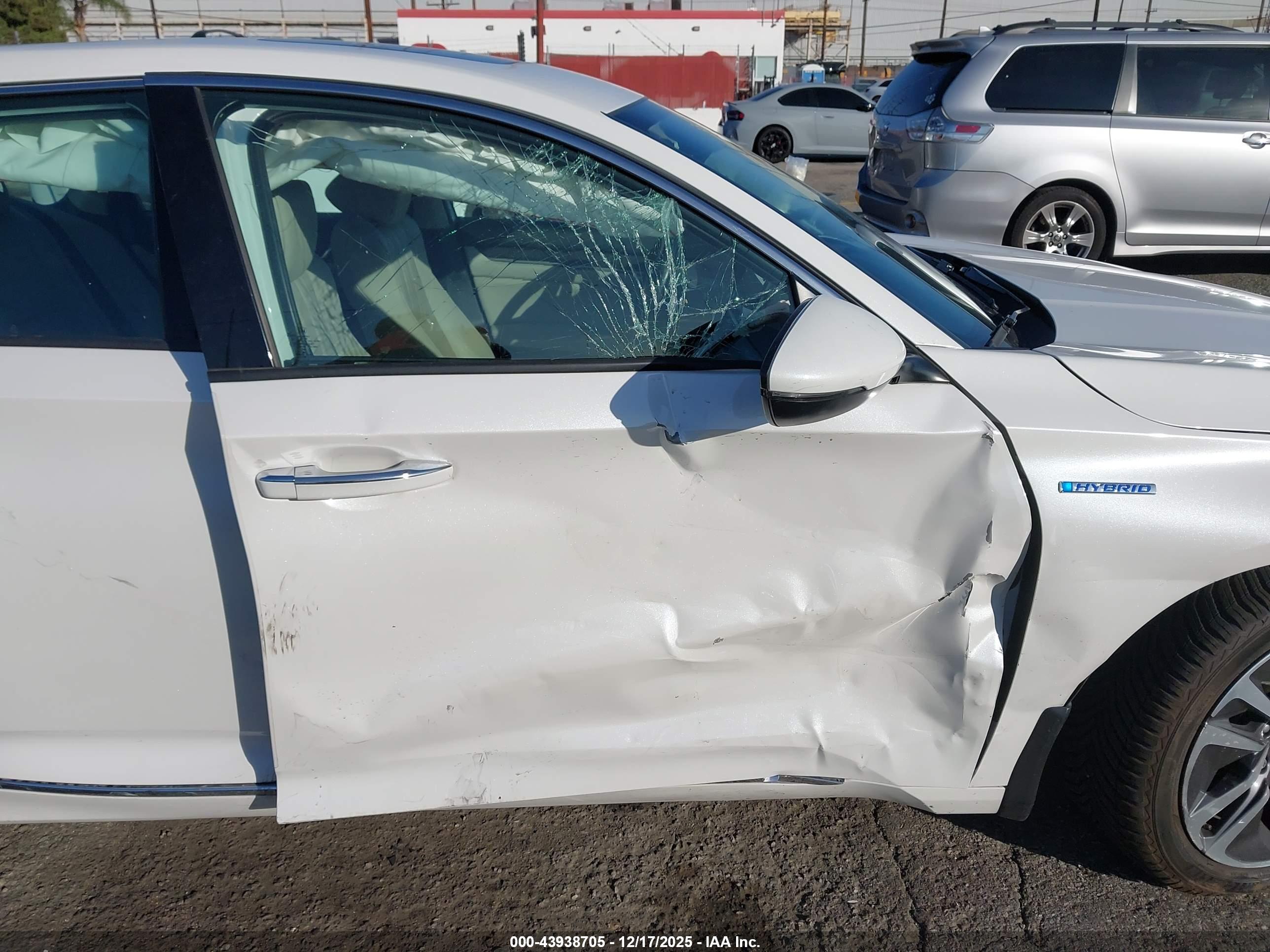 HONDA ACCORD image 6