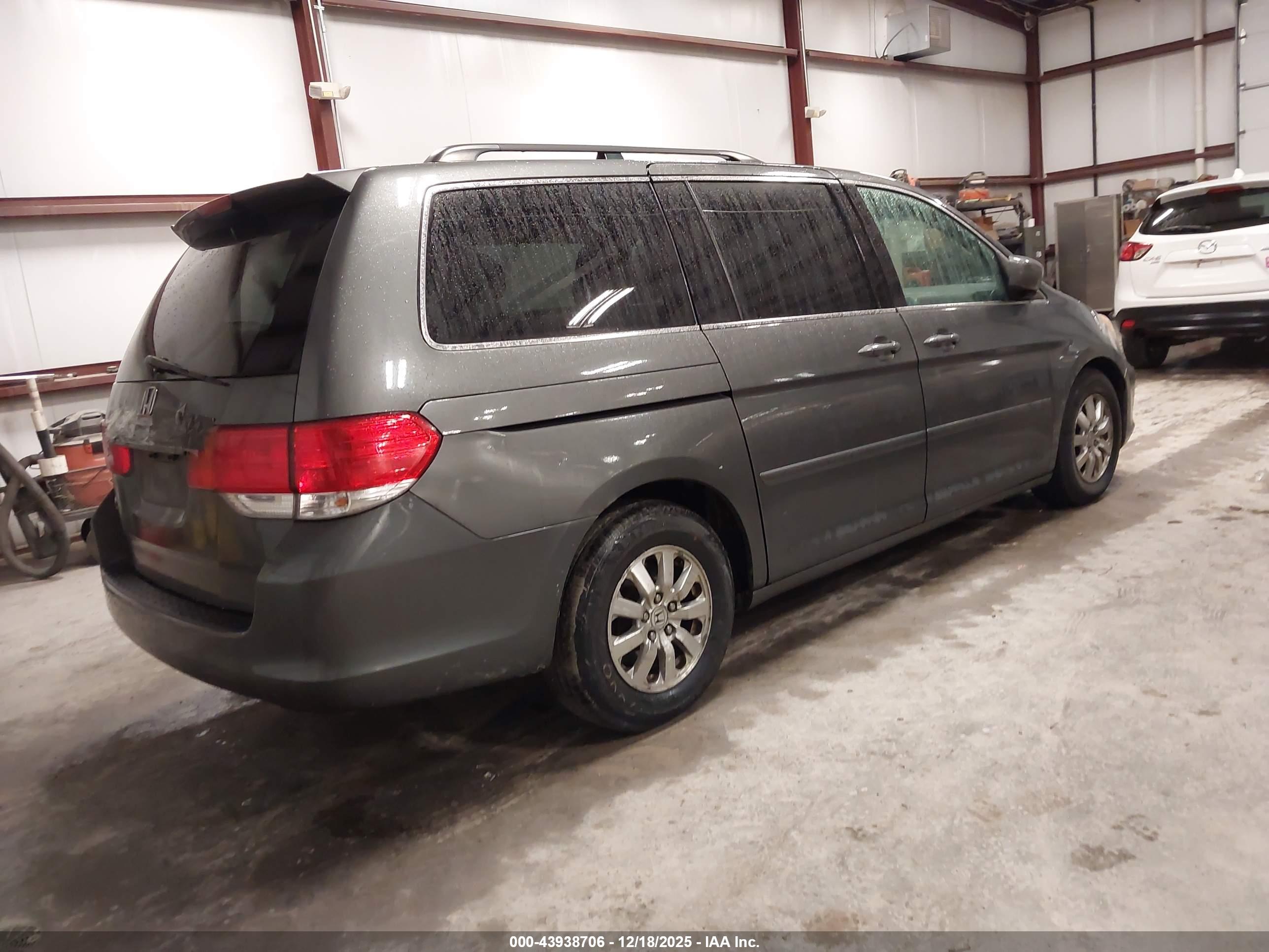 HONDA ODYSSEY image 4
