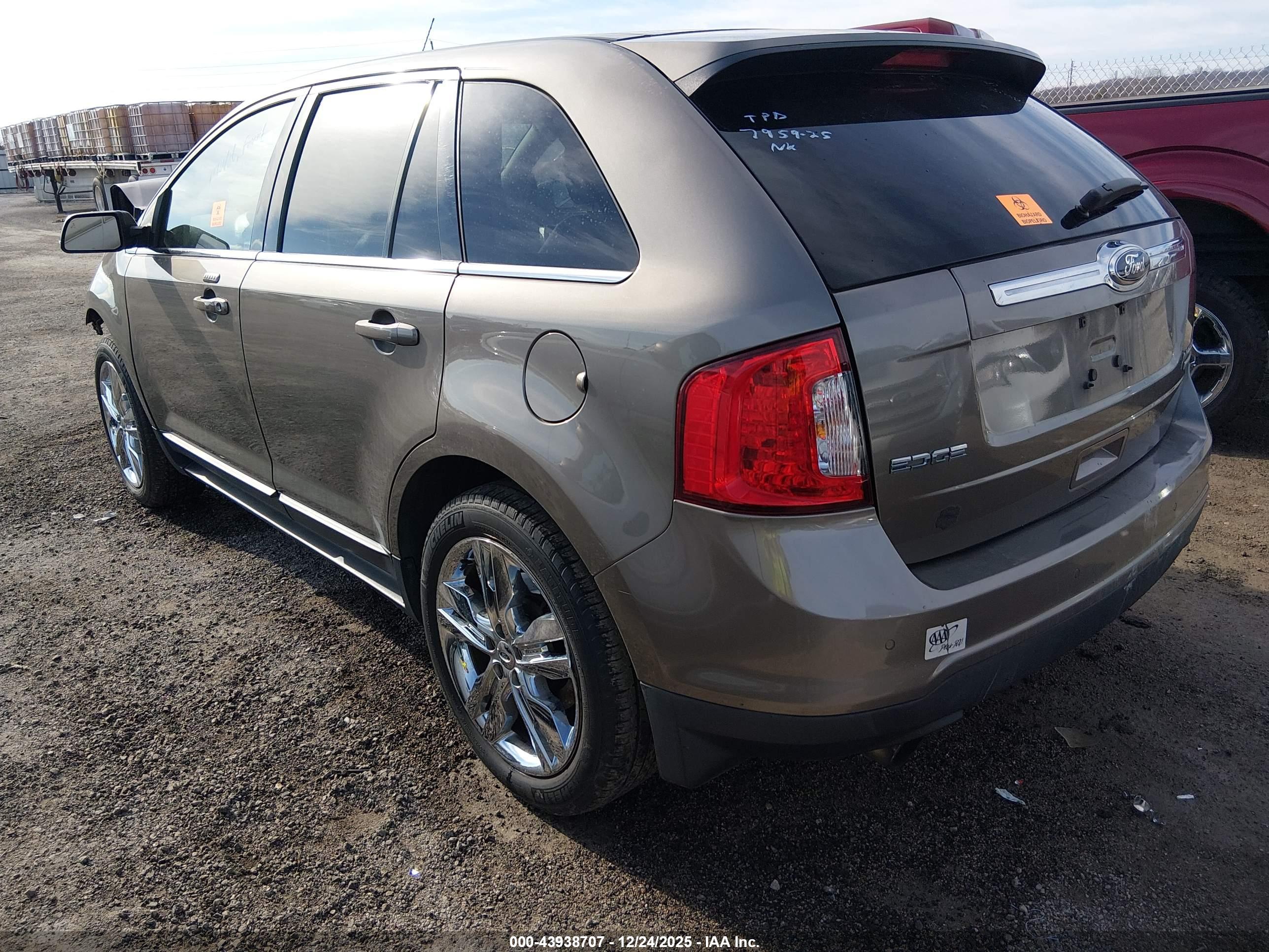 FORD EDGE image 3