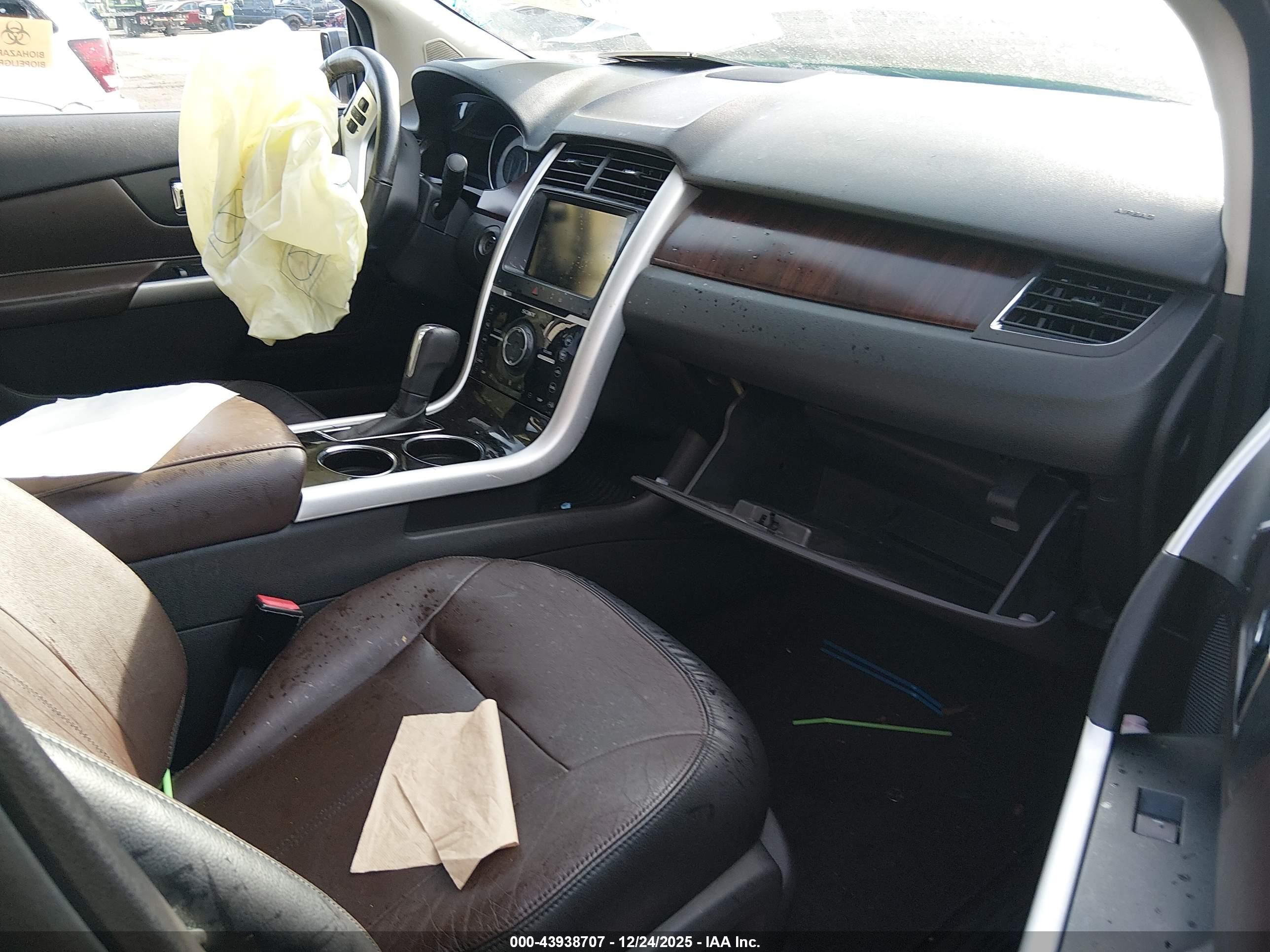 FORD EDGE image 5