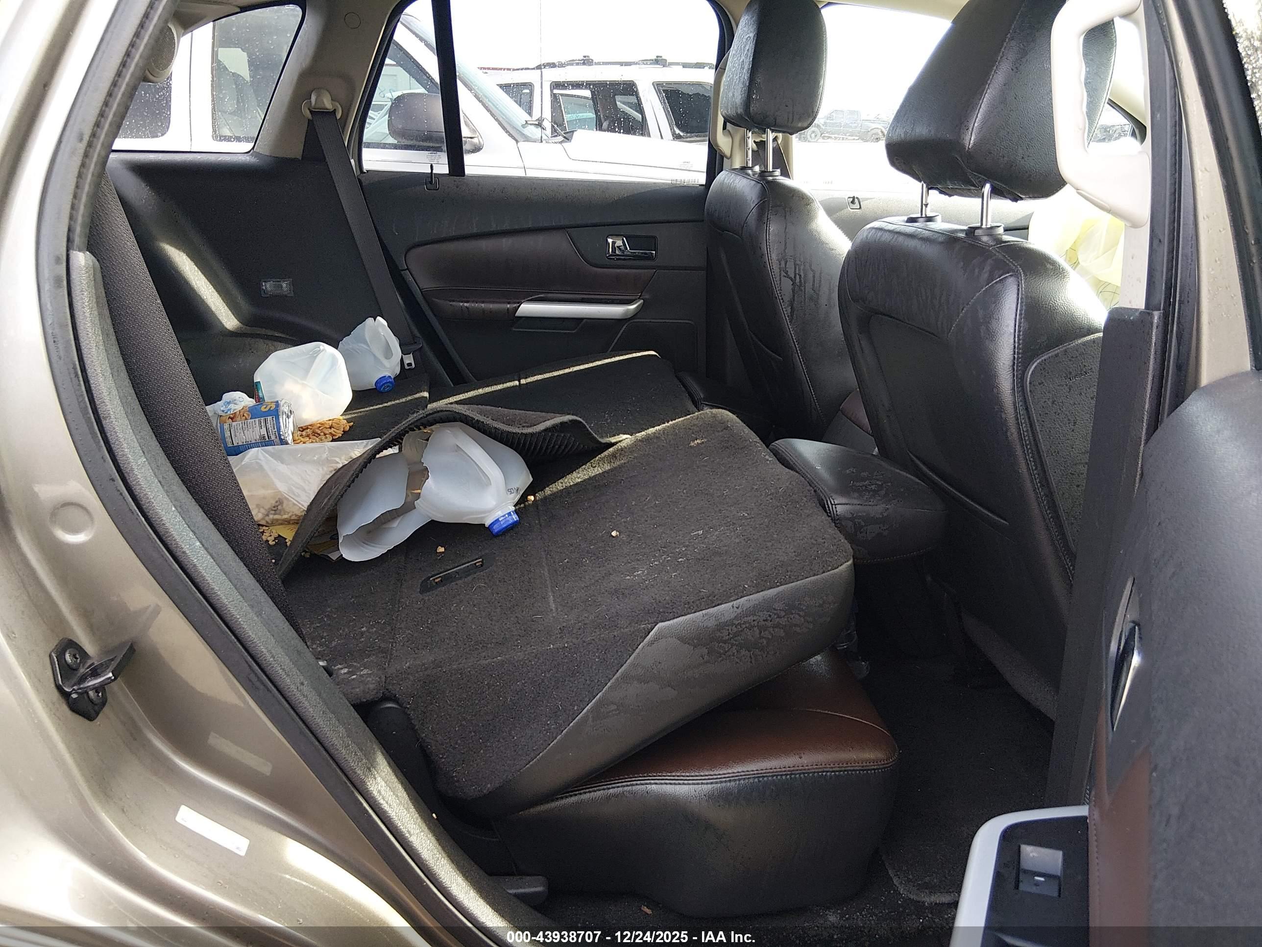 FORD EDGE image 8