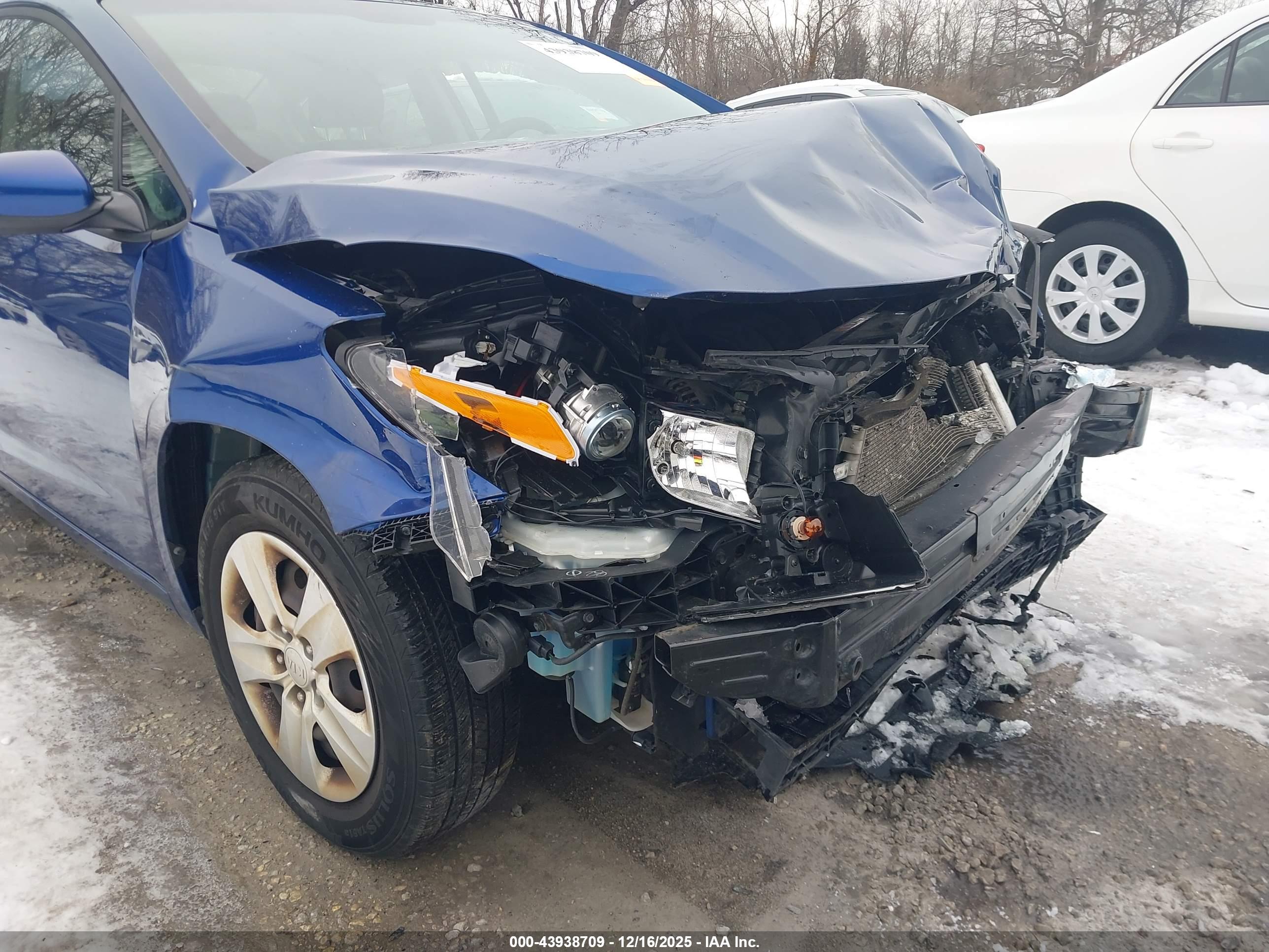 KIA FORTE image 6