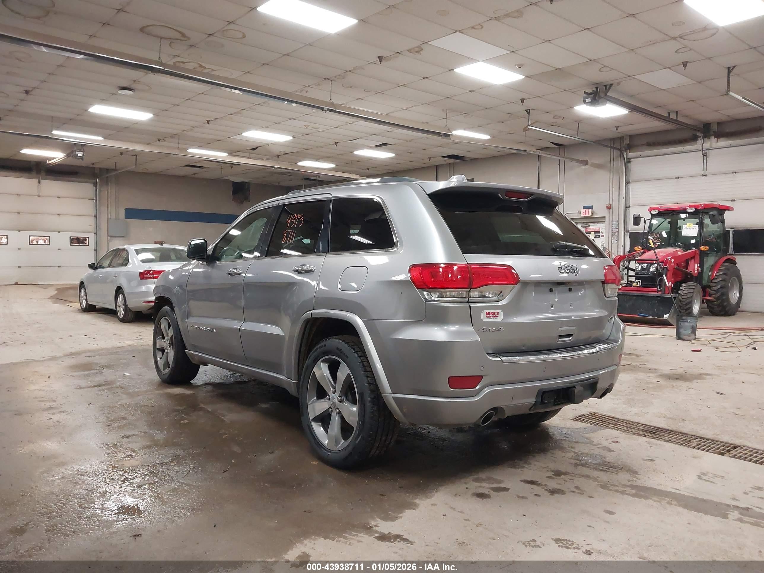 JEEP GRAND image 3