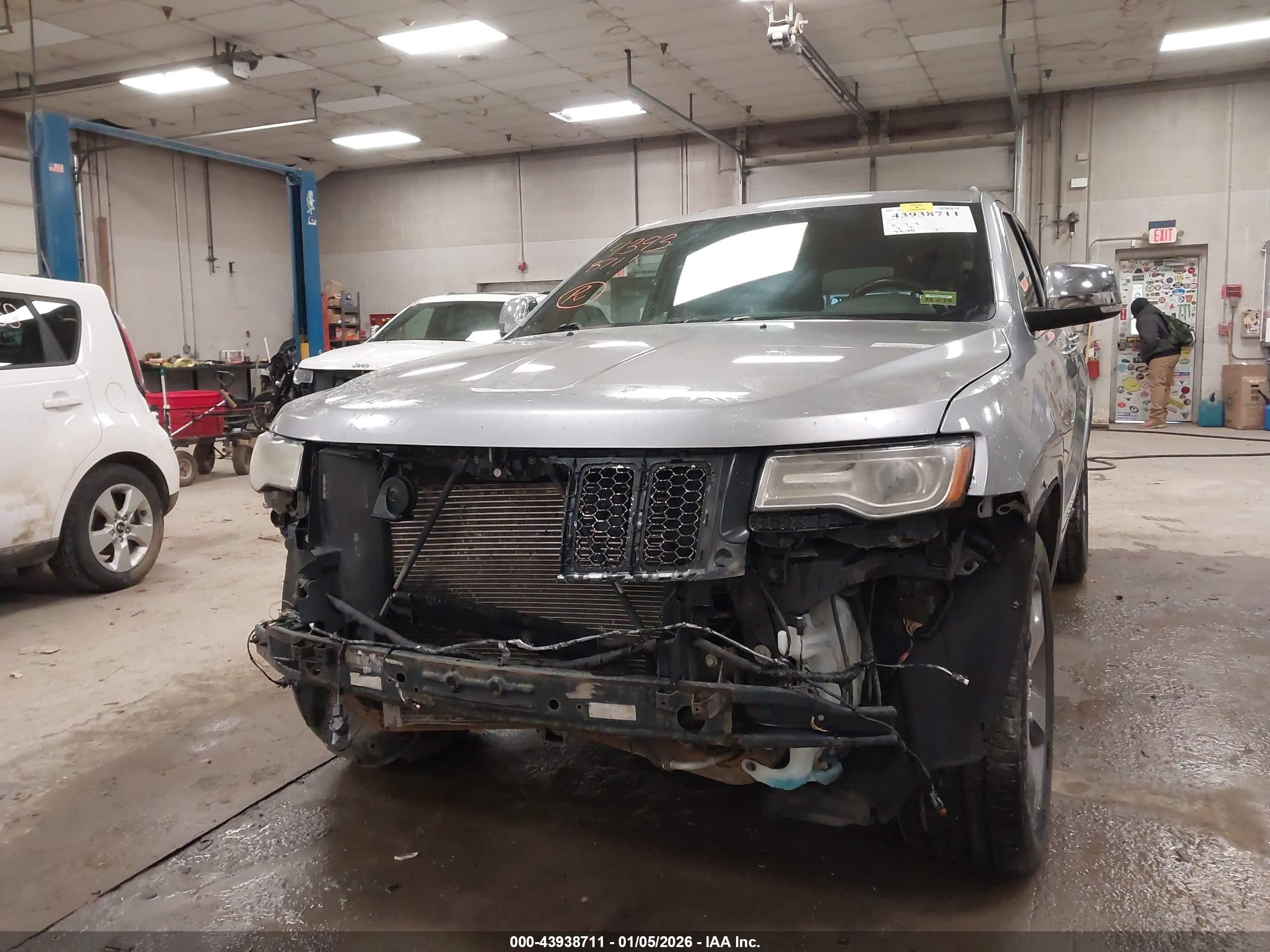 JEEP GRAND image 6