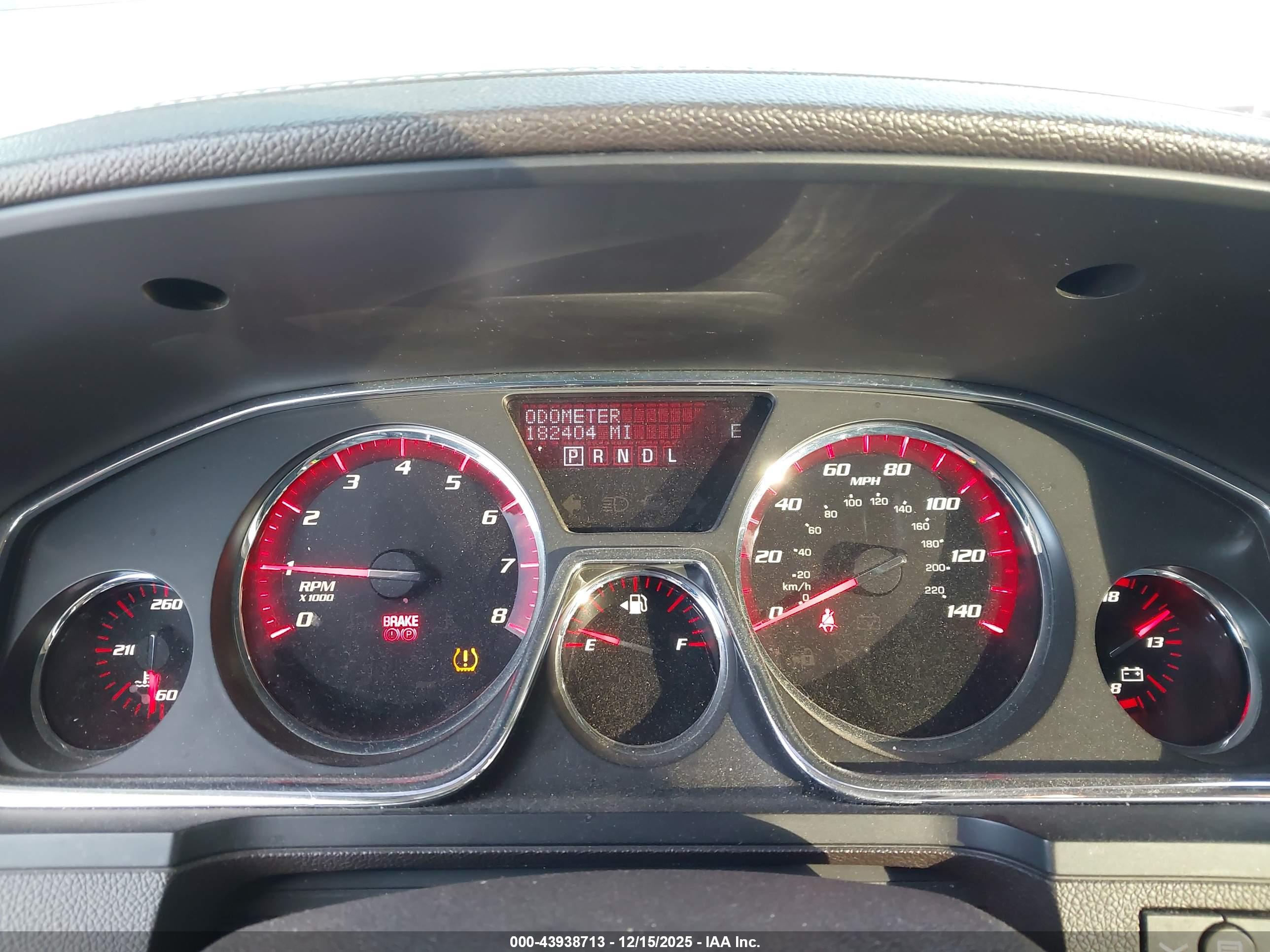 GMC ACADIA image 7