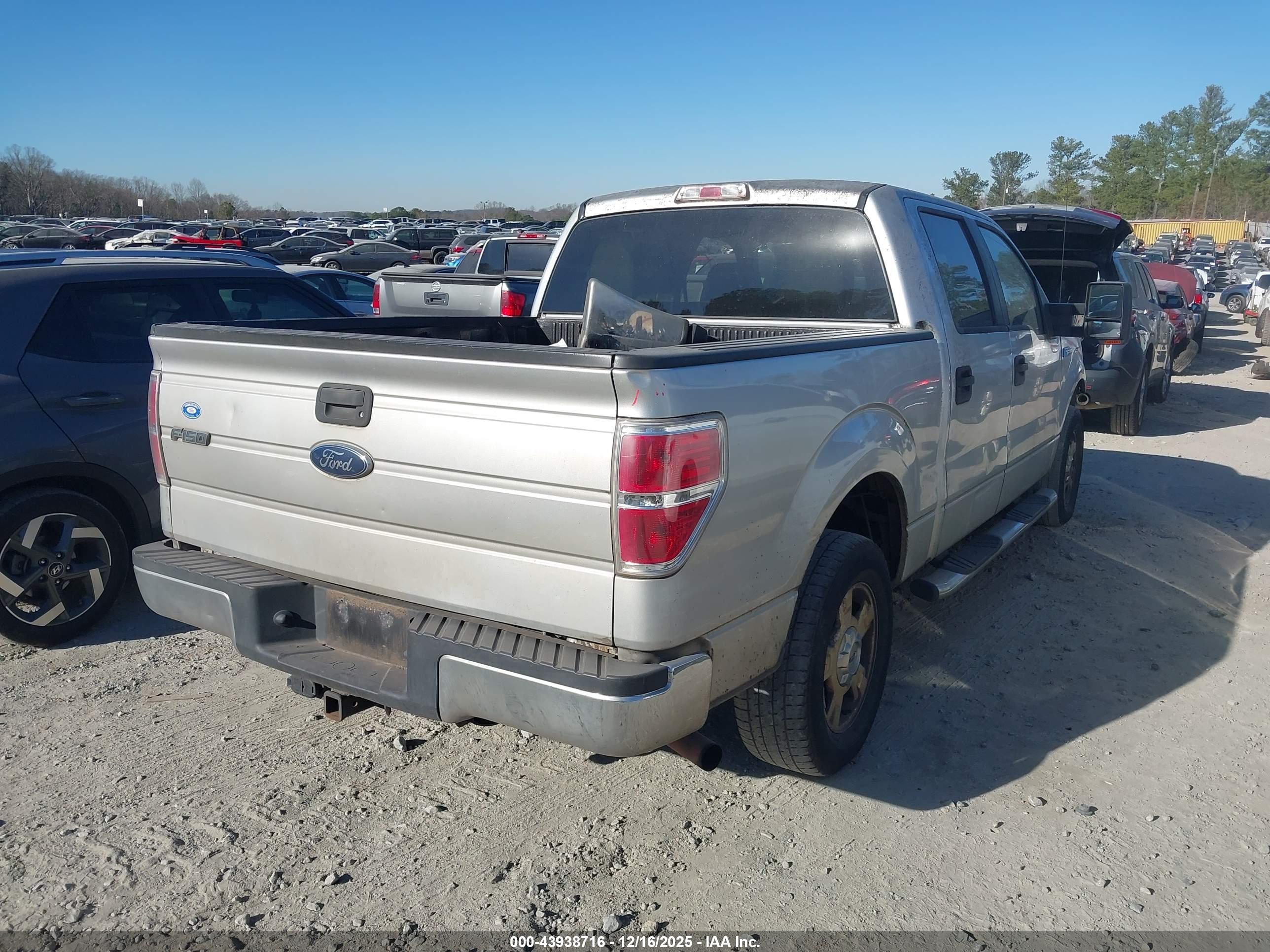 FORD F-150 image 4