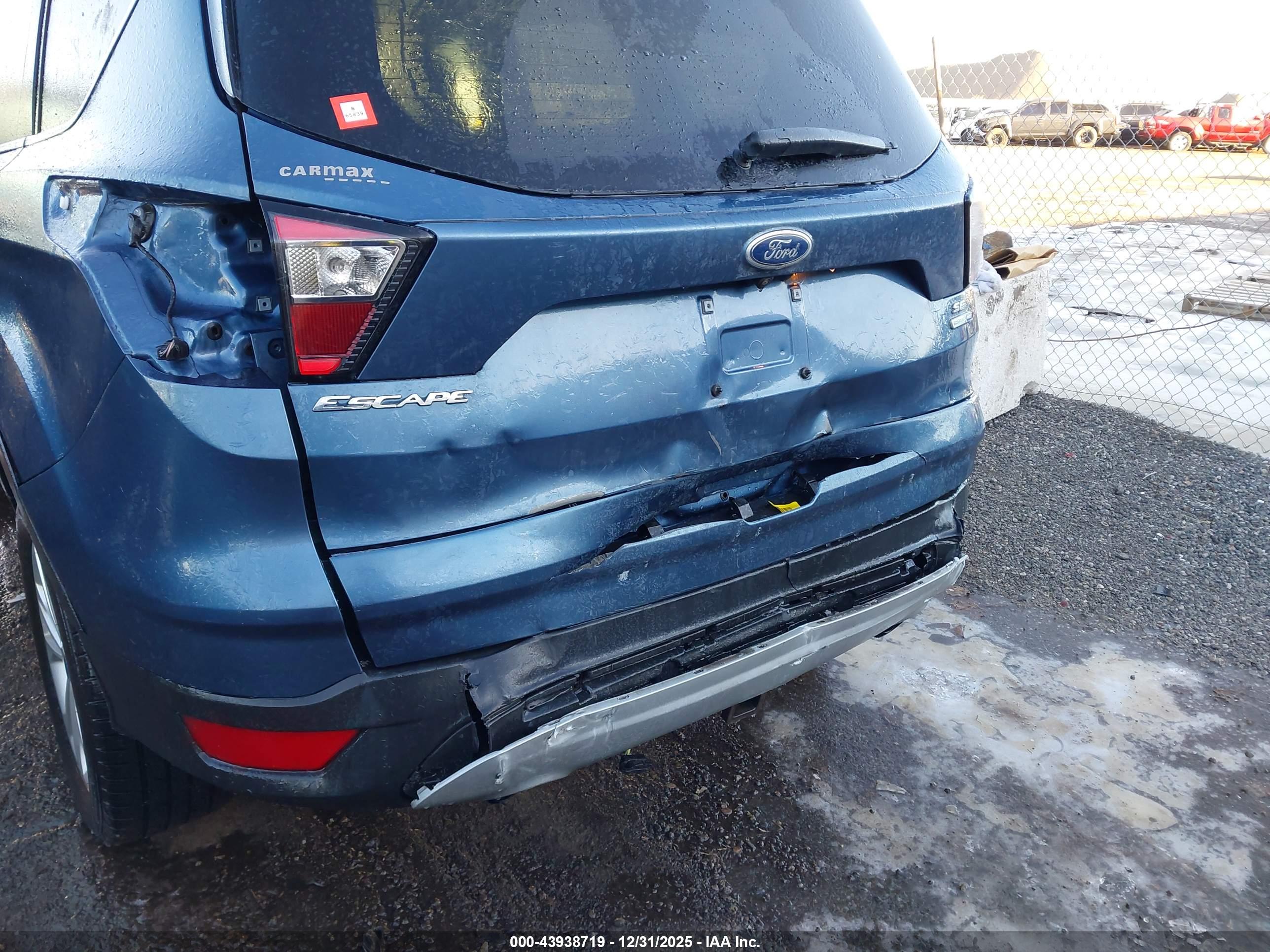 FORD ESCAPE image 6