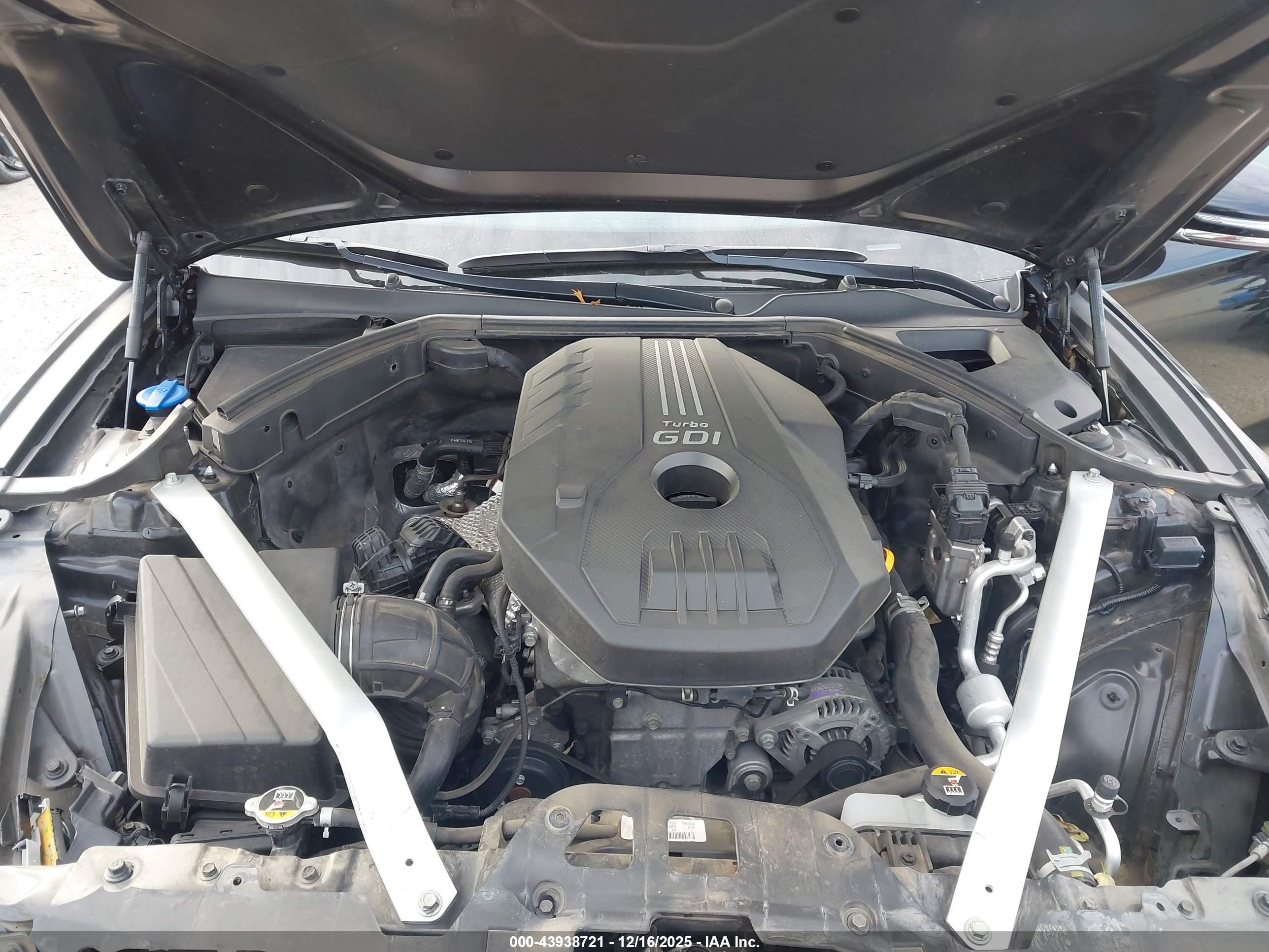 GENESIS G70 image 10